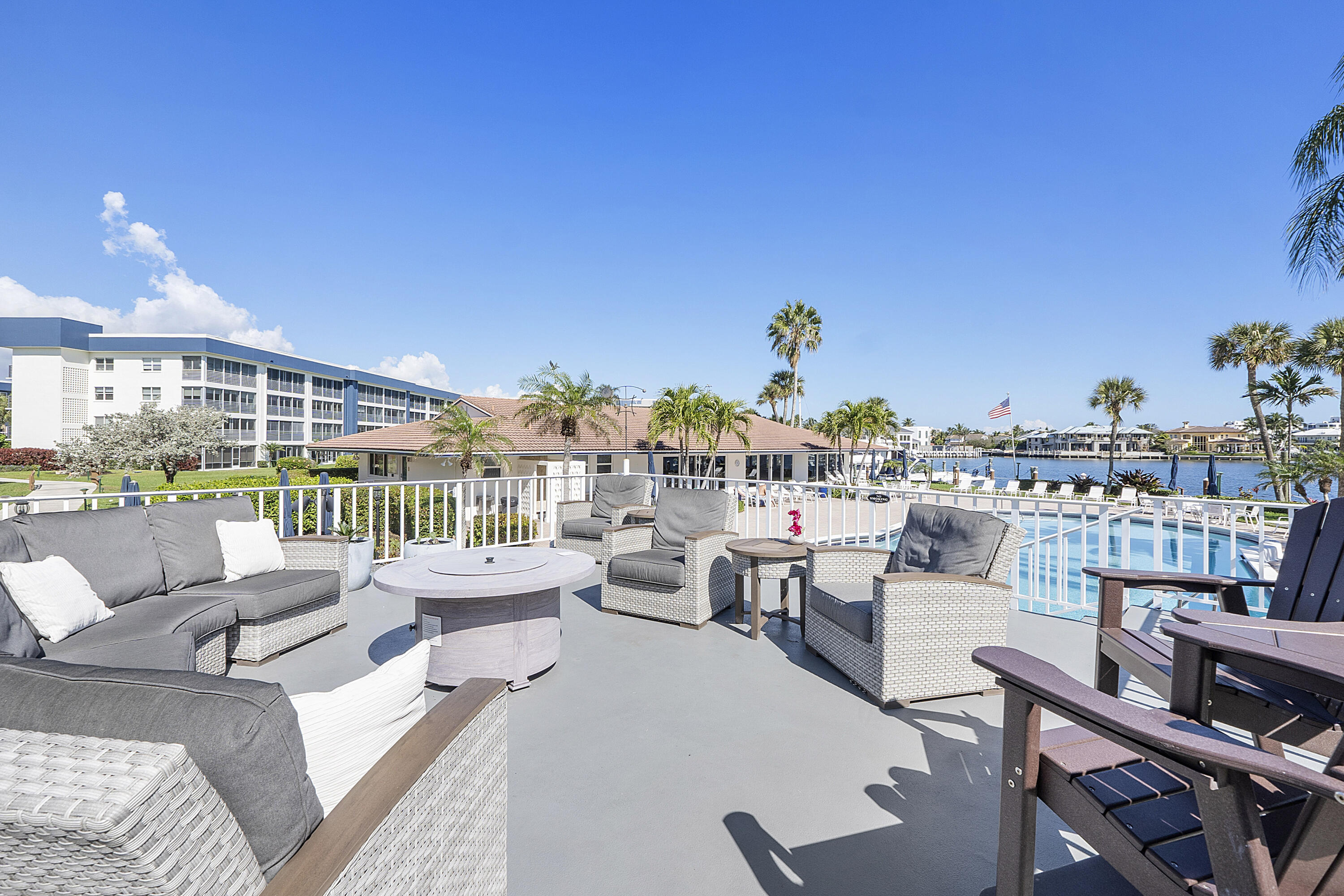 TROPIC HARBOR CONDO PART SEVEN - Residential