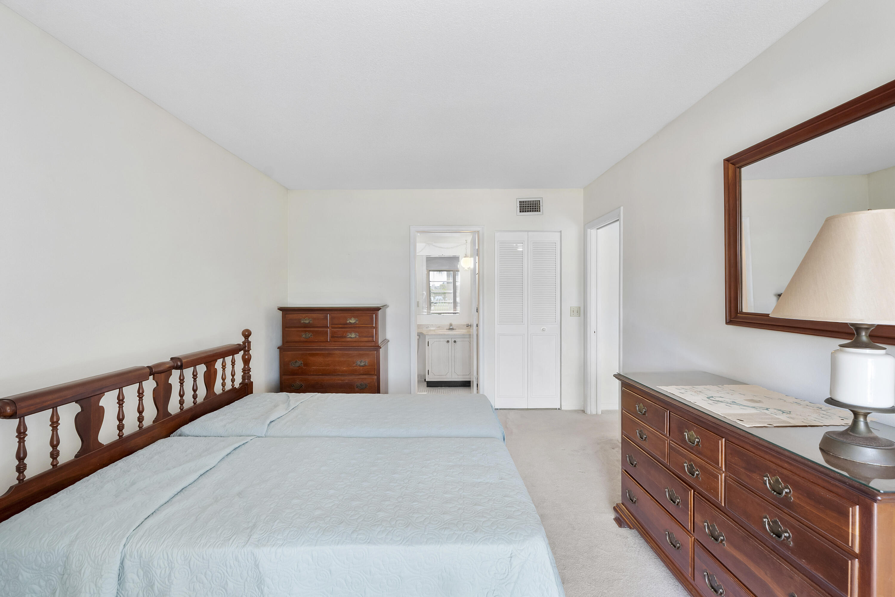 TROPIC HARBOR CONDO PART SEVEN - Residential