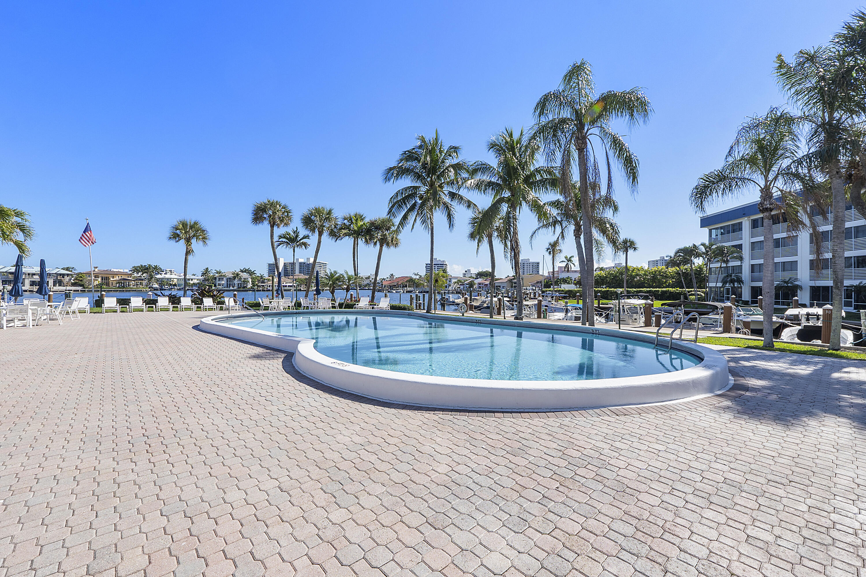 TROPIC HARBOR CONDO PART SEVEN - Residential