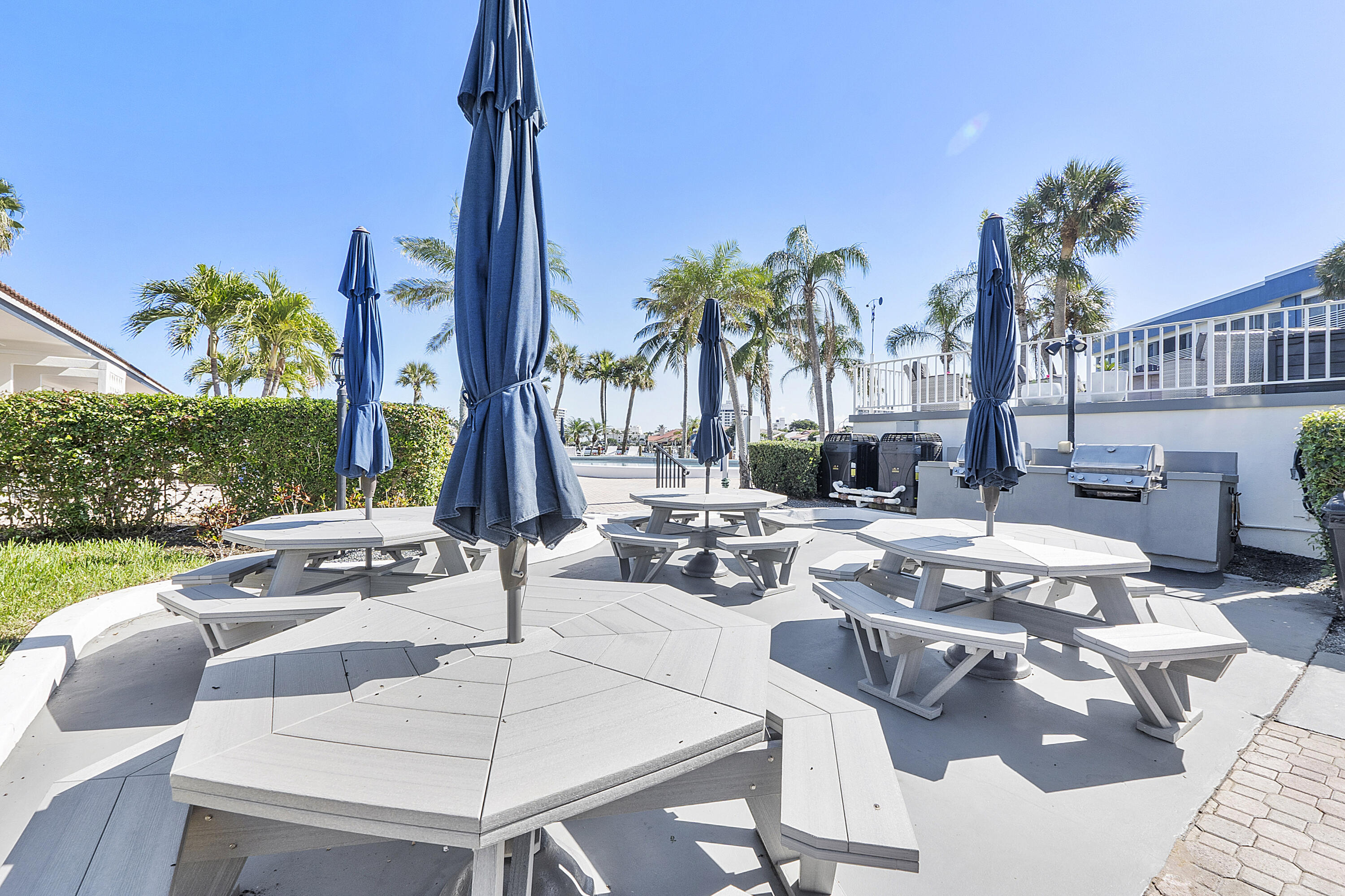 TROPIC HARBOR CONDO PART SEVEN - Residential