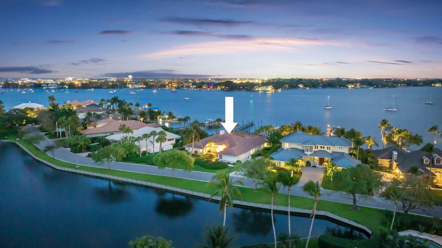 Nestled in one of Palm City's most prestigious communities, Bay Pointe, this 4,300 sqft riverside retreat is a unique canvas for a creative buyer to update their dream home. With four bedrooms and renovated bathrooms, this CBS residence boasts soaring ceilings, a 3-bay garage, and an oversized master suite. The private patio, featuring an oversized deck, concrete pool, spa, summer kitchen, and full cabana bathroom, sets the stage for outdoor enhancements. A 2019 dock with Panoramic St. Lucie River views and close proximity to the inlet, downtown Stuart, and scenic sandbars cater to boating enthusiasts. This home beckons those with a vision to elevate a waterfront haven in an exclusive Palm City locale.