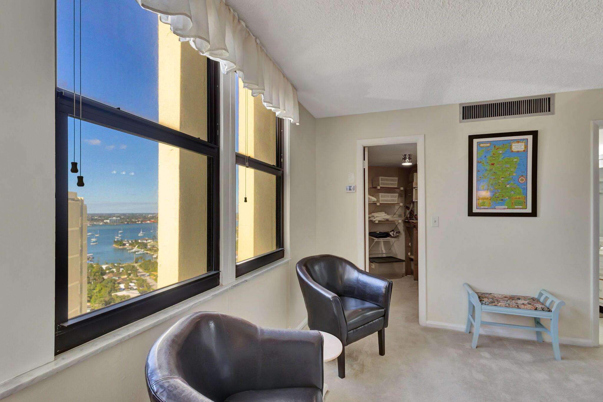 PHOENIX TOWERS CONDO - Residential Lease