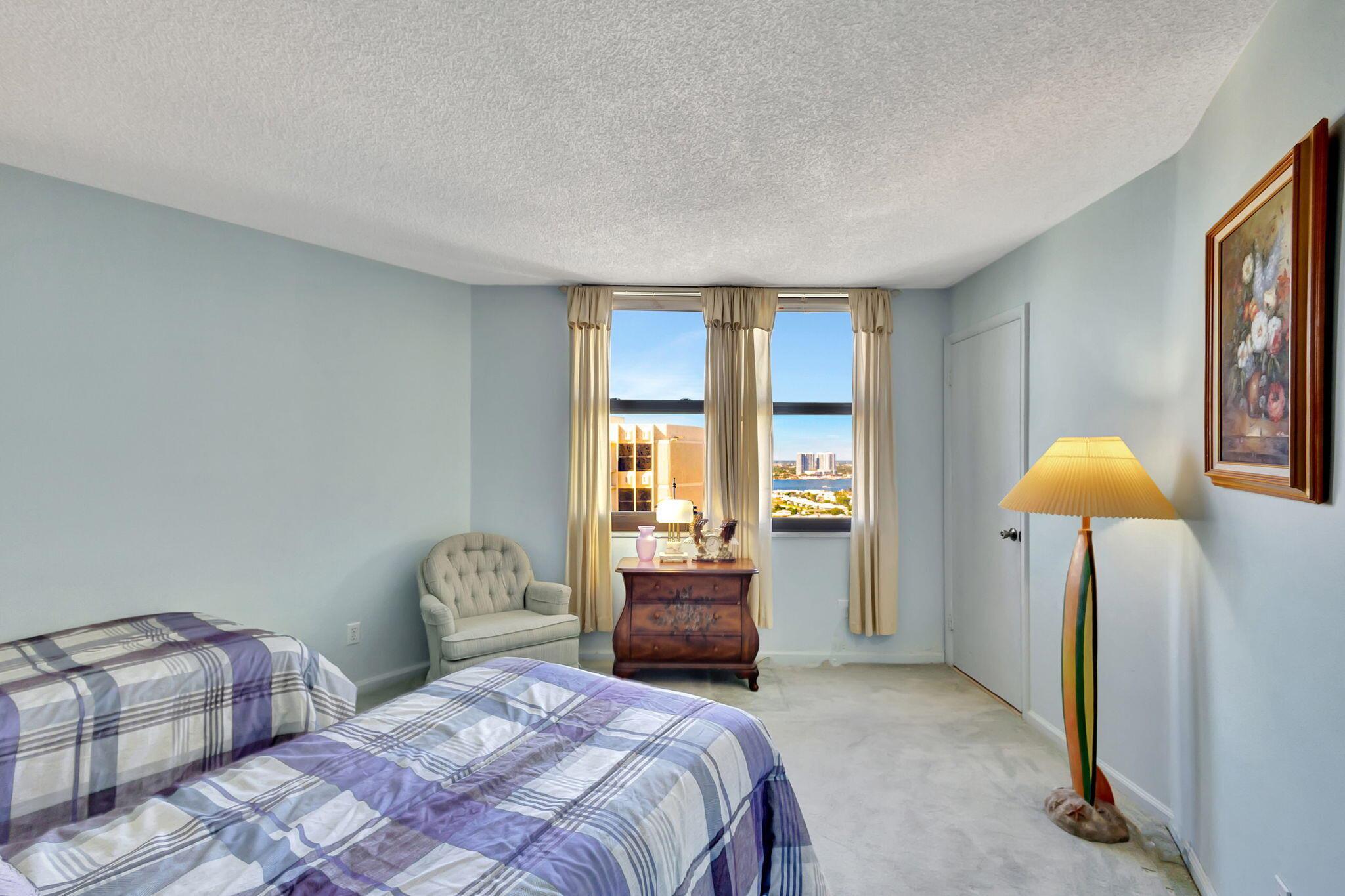 PHOENIX TOWERS CONDO - Residential Lease