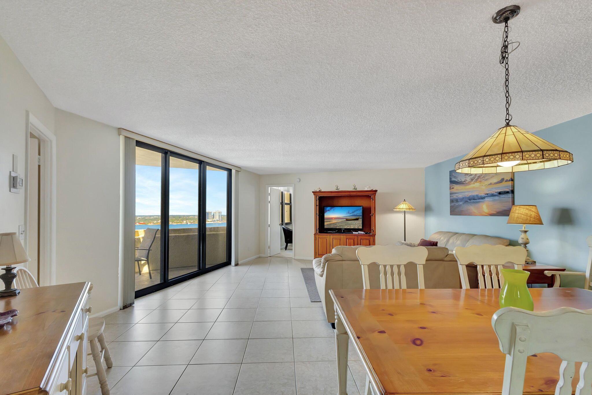 PHOENIX TOWERS CONDO - Residential Lease