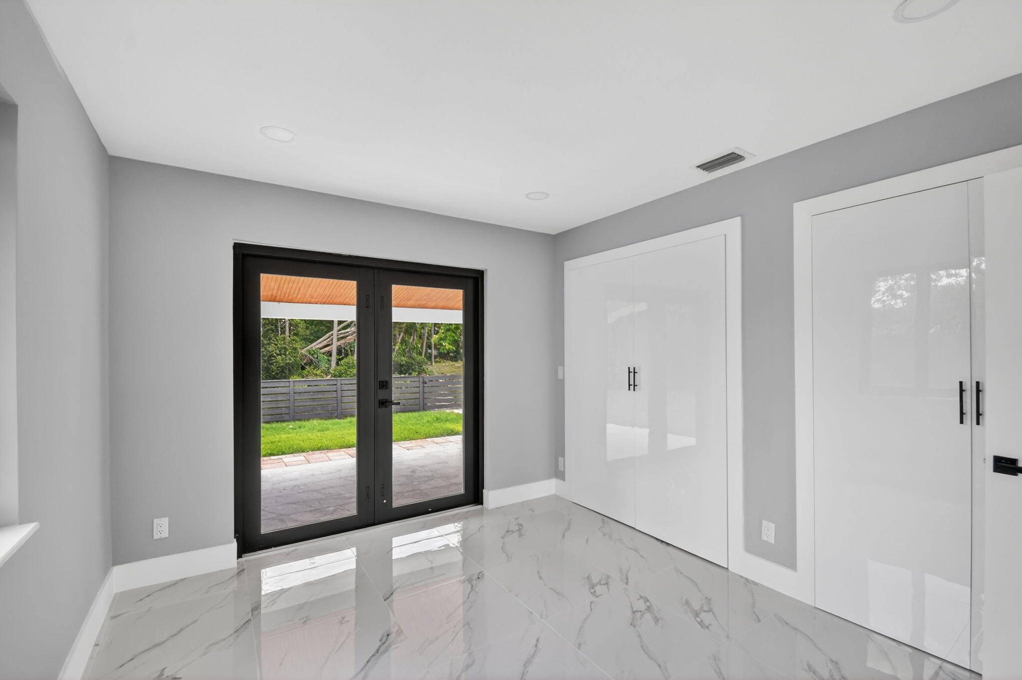 LAGUNA PARK 2 - Residential
