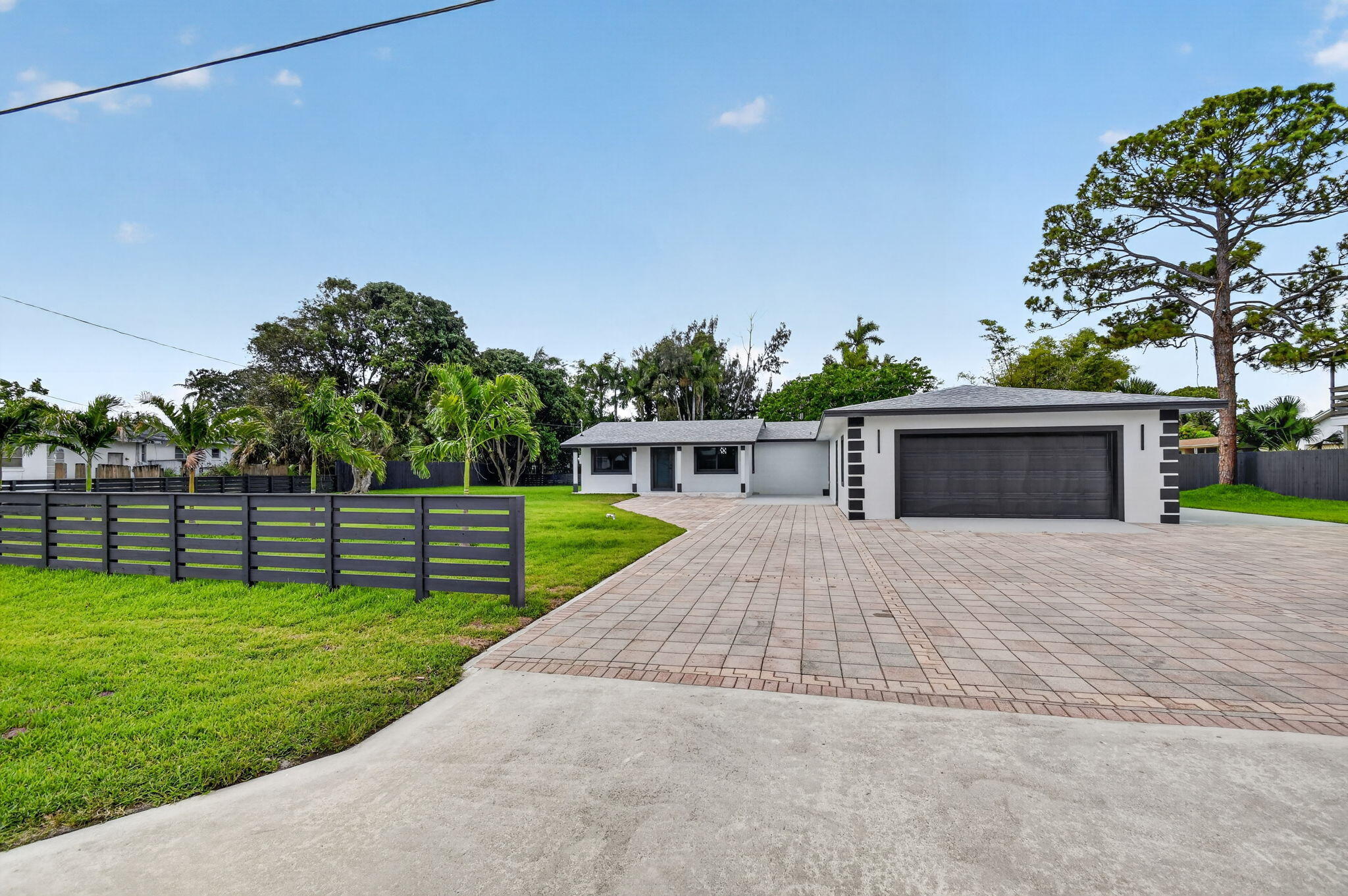 3192 Riddle Road