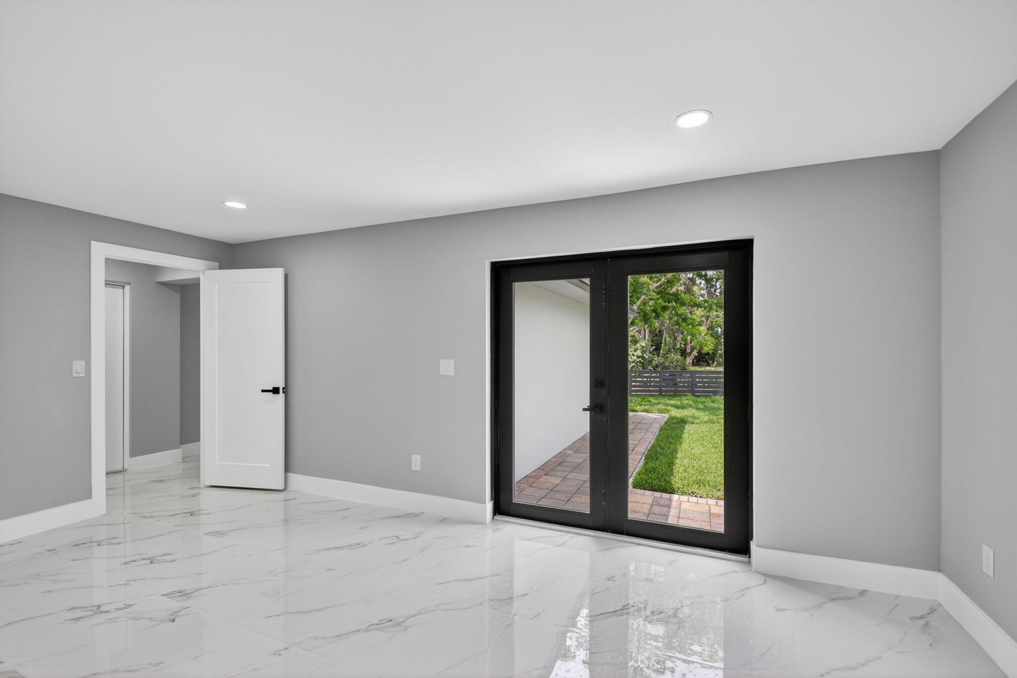 LAGUNA PARK 2 - Residential