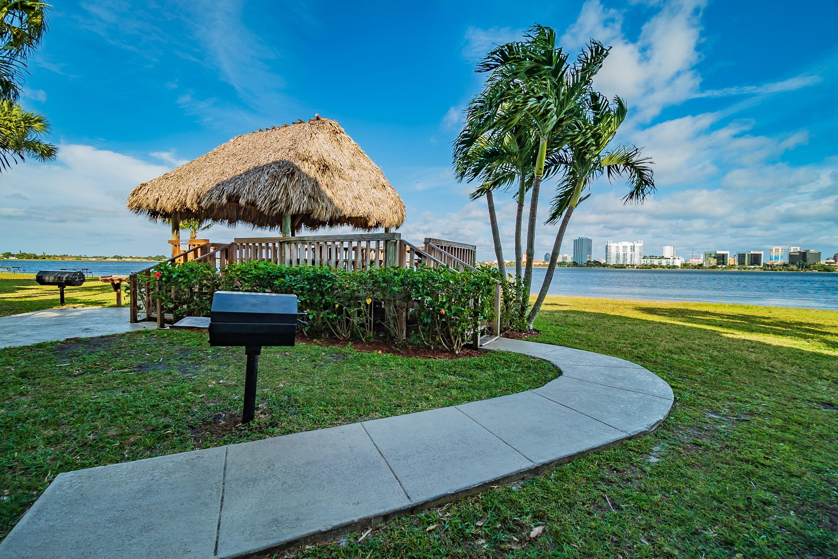 CLEAR LAKE CLUB CONDO - Residential Lease