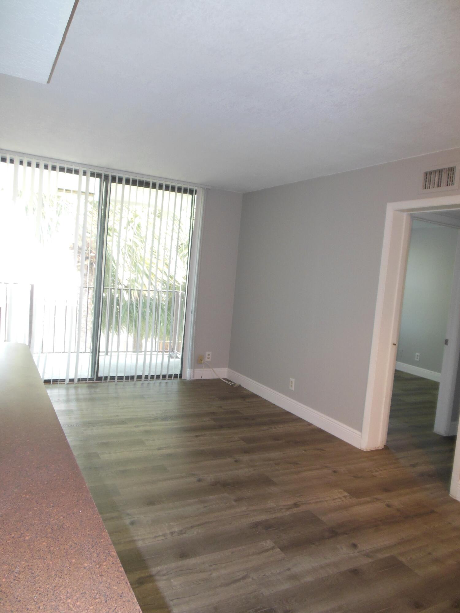 CLEAR LAKE CLUB CONDO - Residential Lease