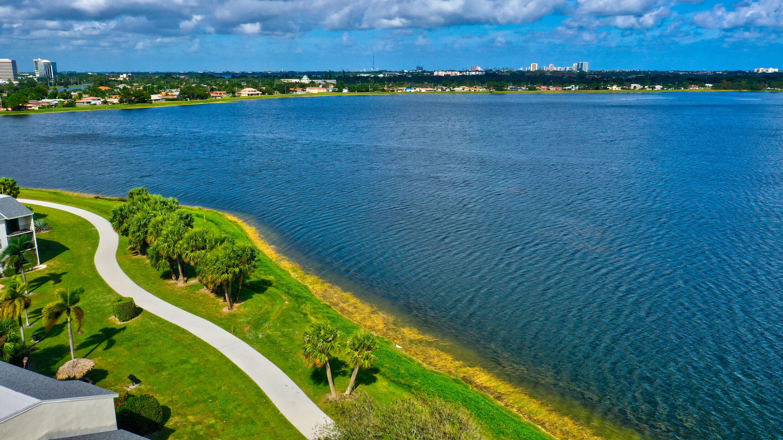CLEAR LAKE CLUB CONDO - Residential Lease