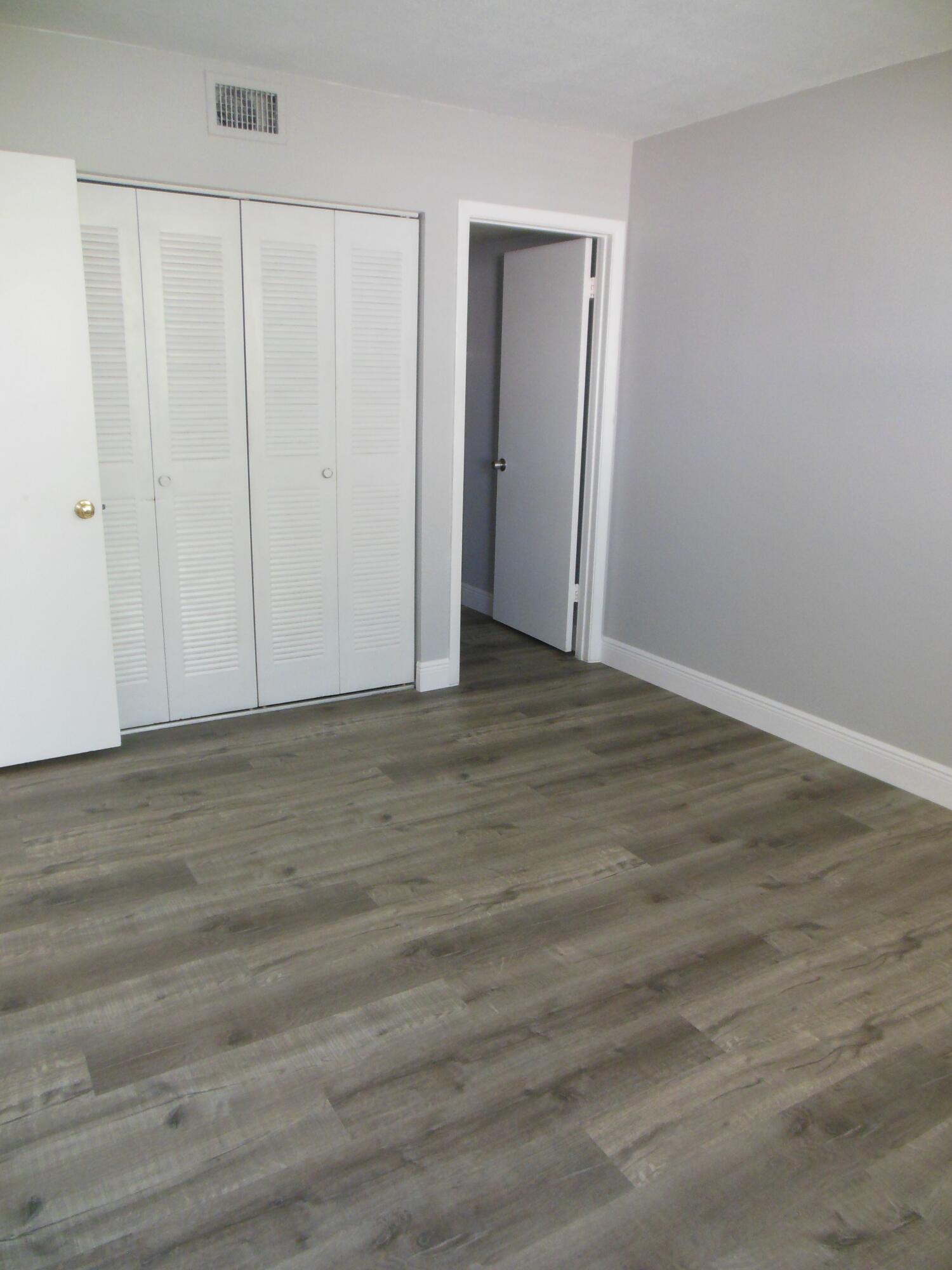 CLEAR LAKE CLUB CONDO - Residential Lease
