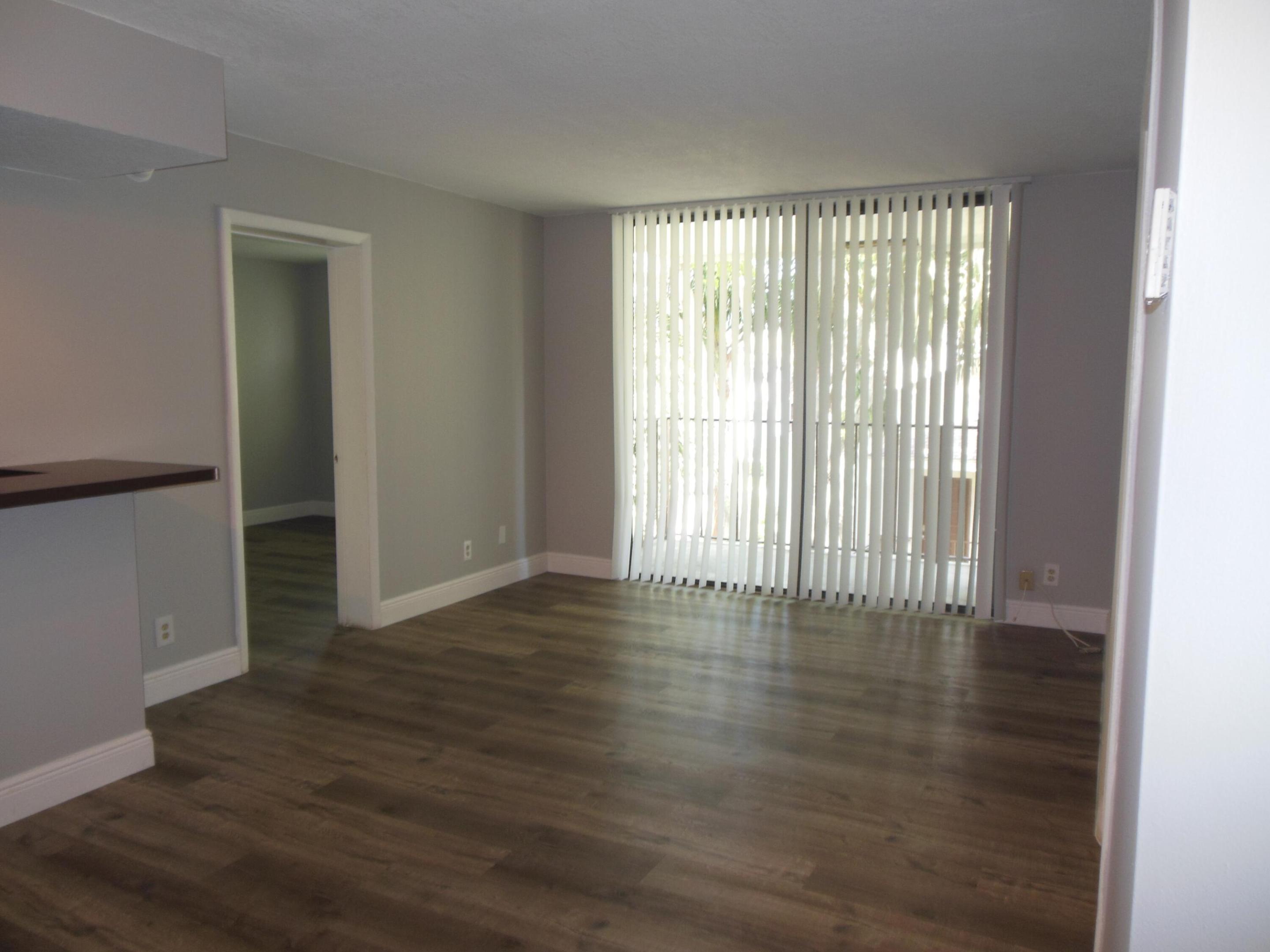 CLEAR LAKE CLUB CONDO - Residential Lease