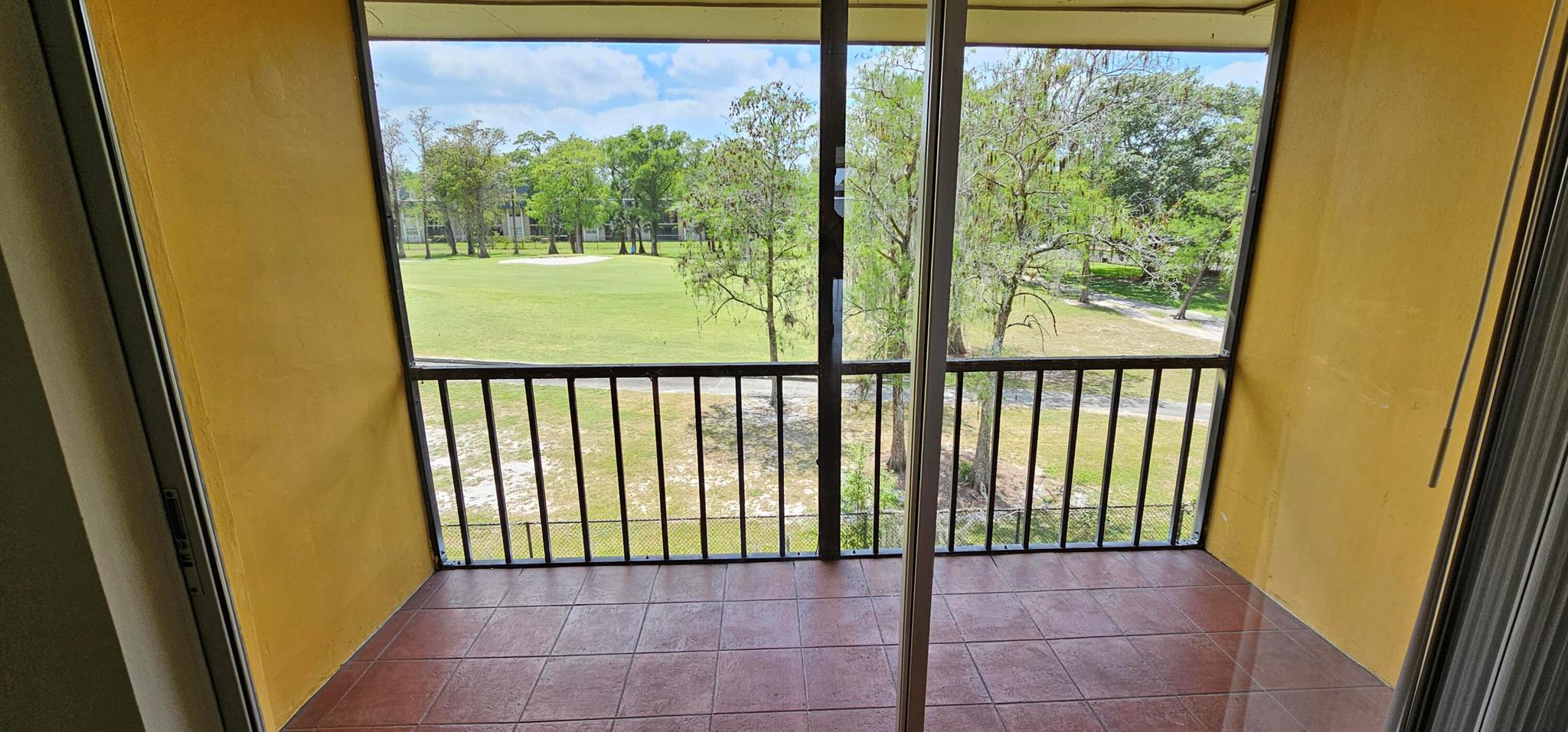 Beautifully updated and move-in ready! This bright and spacious 1-bedroom, 1 &1/2-bath rental features an open floor plan, modern kitchen, and private outdoor space. Ideally located near top schools, shopping, dining, and major highways. Washer/dryer included. Fast approval - available immediately!