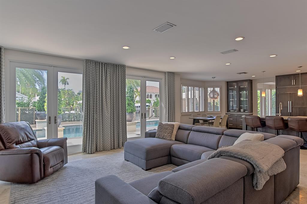 VENICE RESUB - Residential