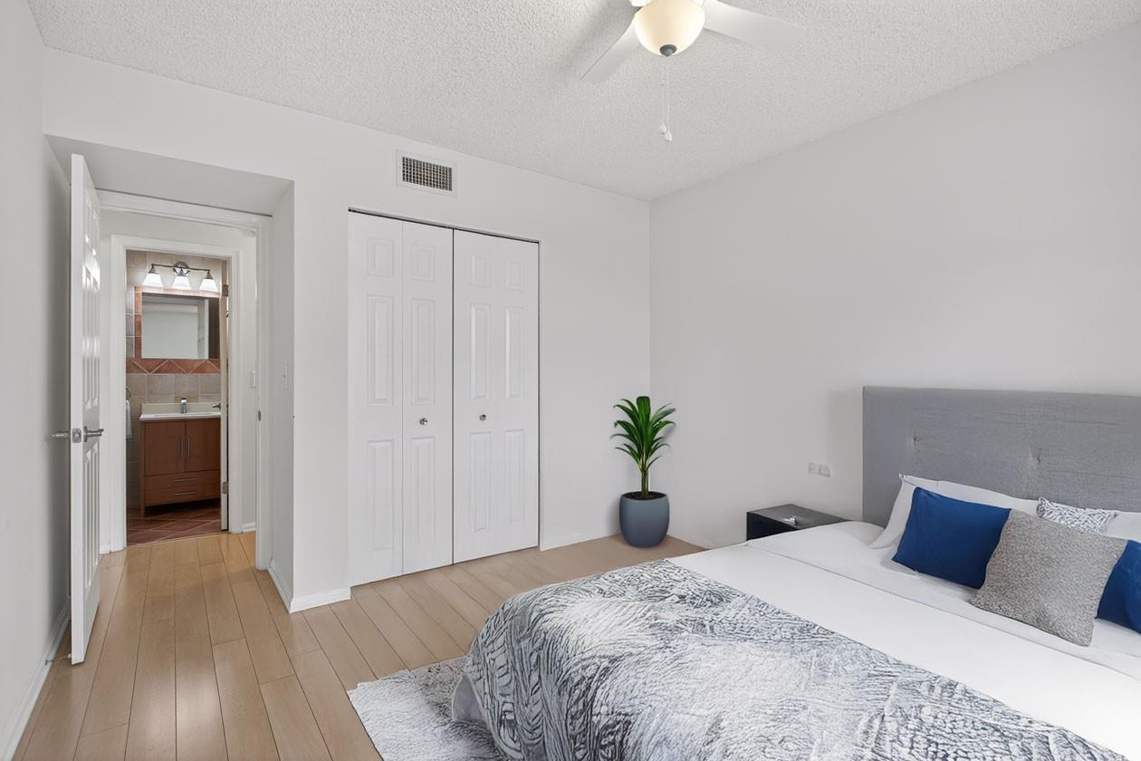 CYPRESS CLUB CONDO - Residential Lease