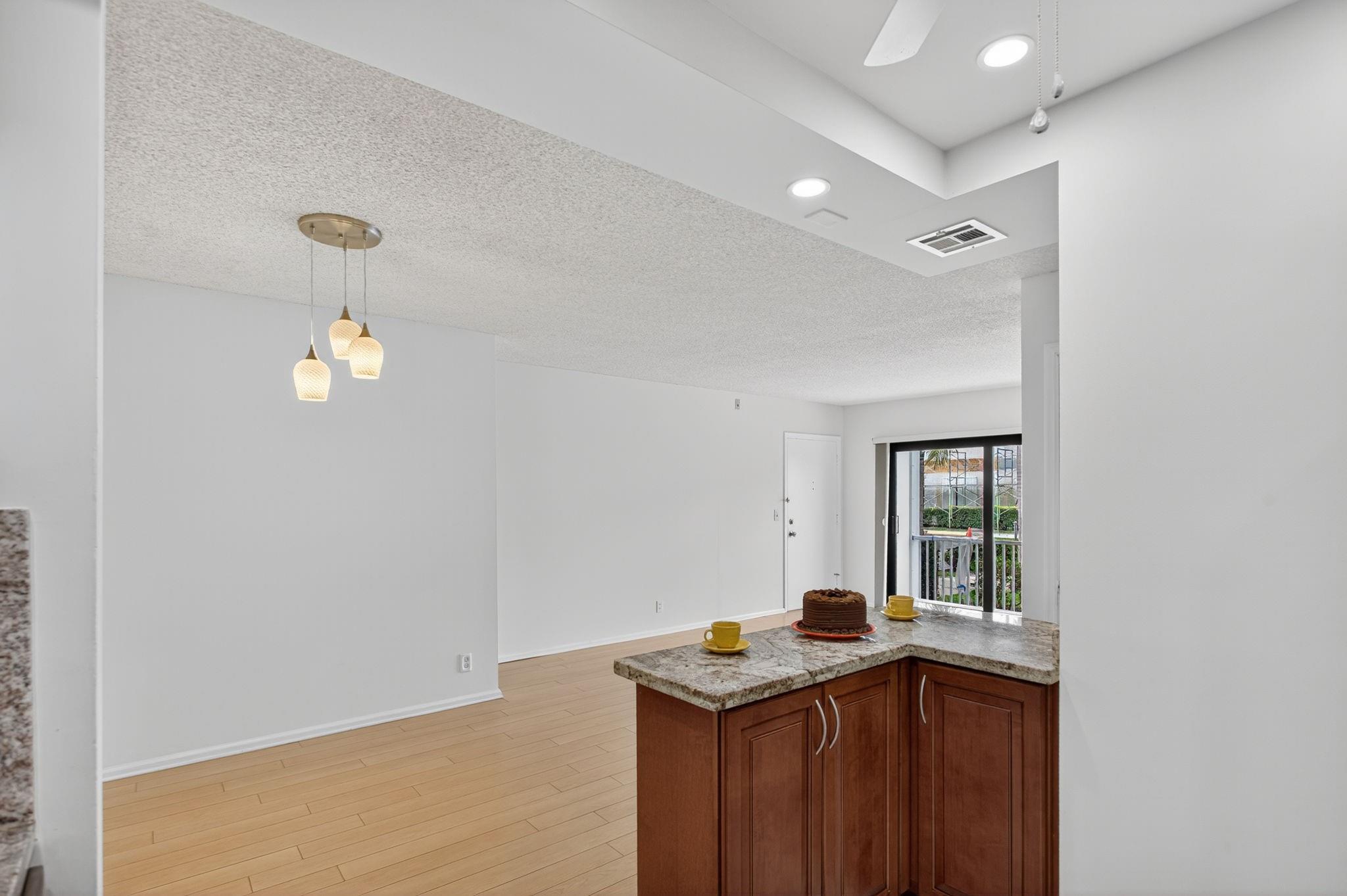 CYPRESS CLUB CONDO - Residential Lease