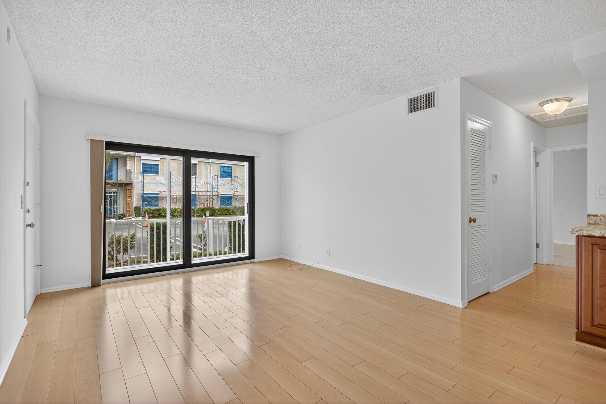 CYPRESS CLUB CONDO - Residential Lease