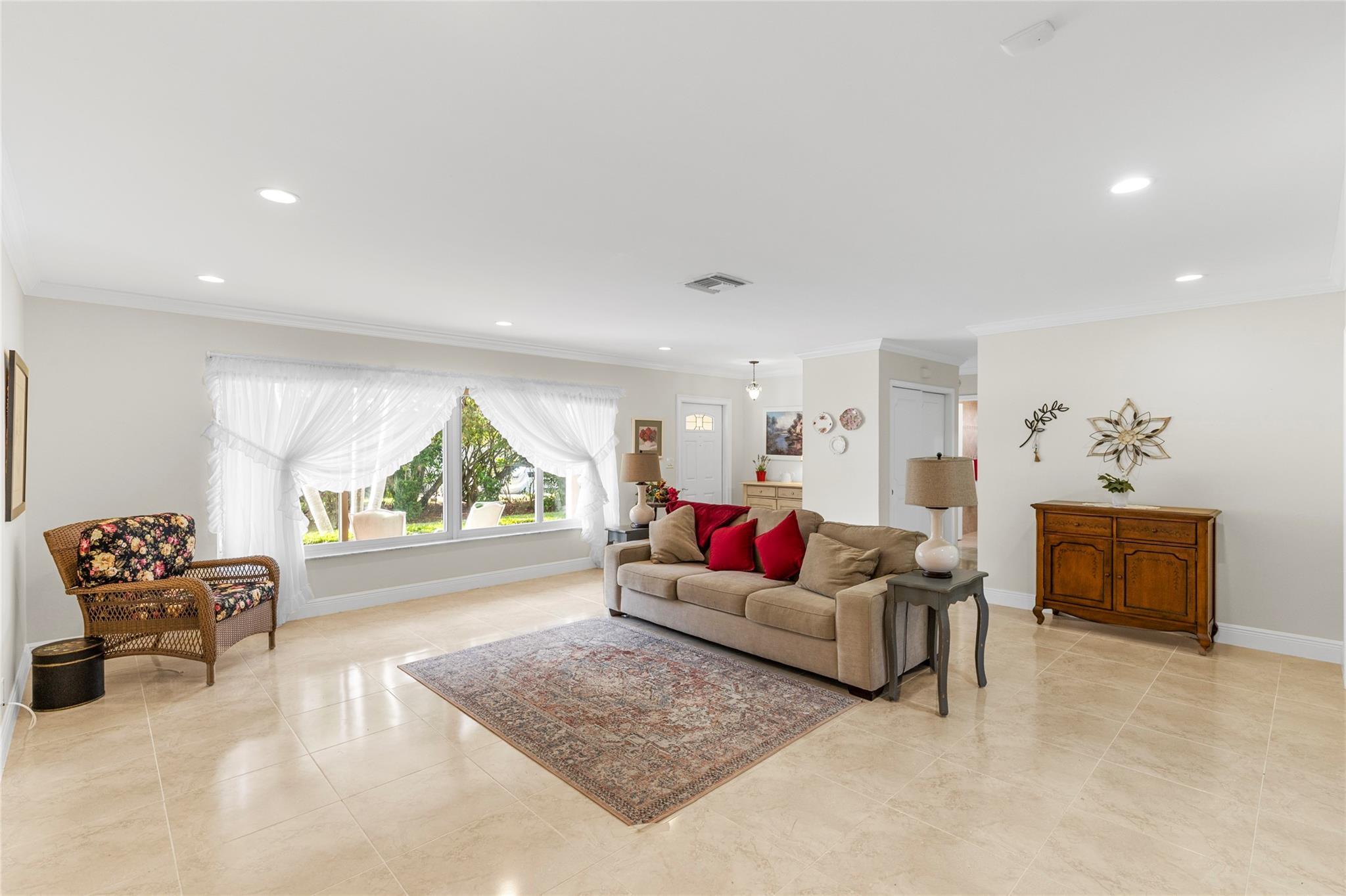 HAWTHORNE VILLAGE INC CON - Residential
