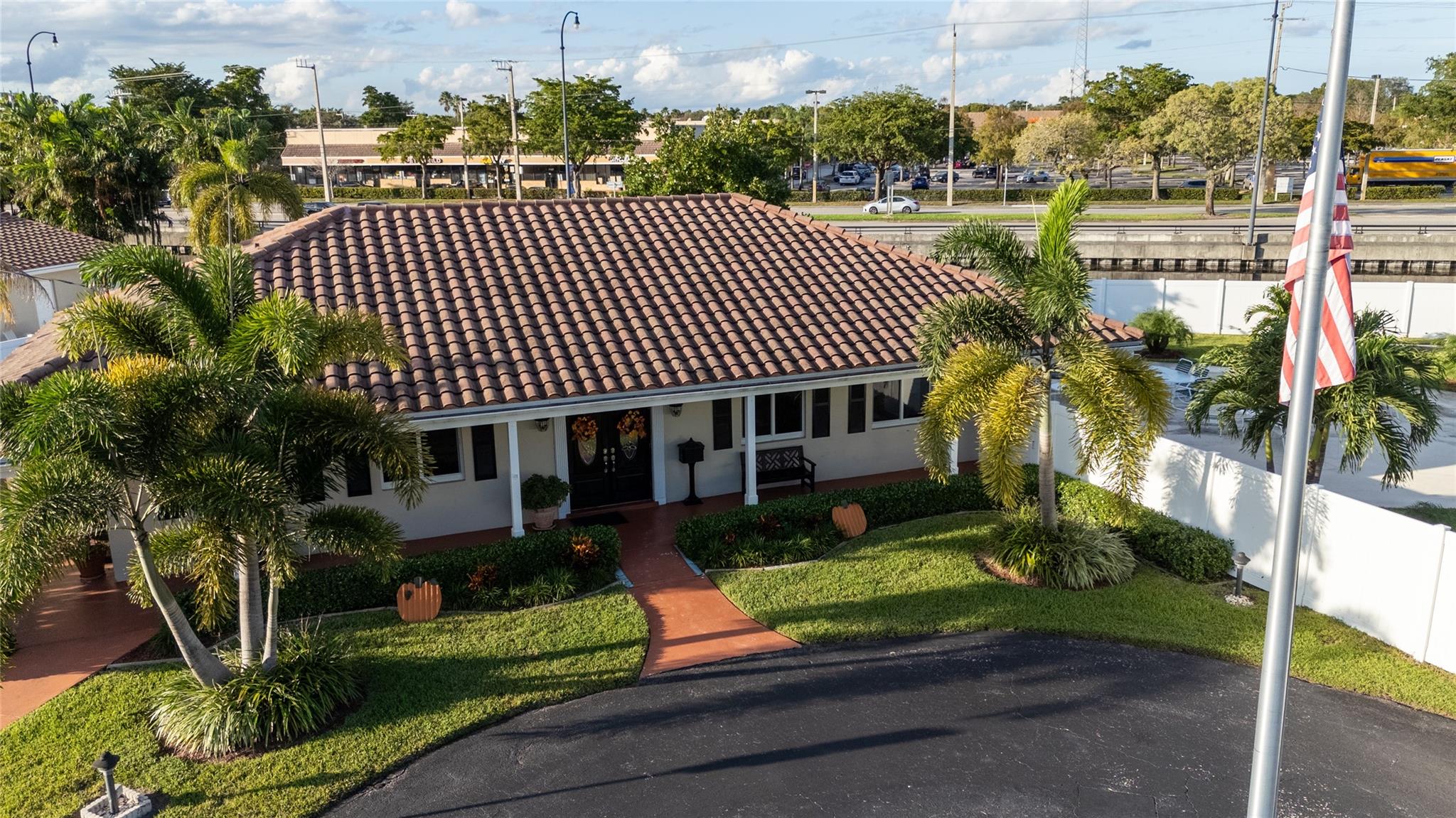 HAWTHORNE VILLAGE INC CON - Residential