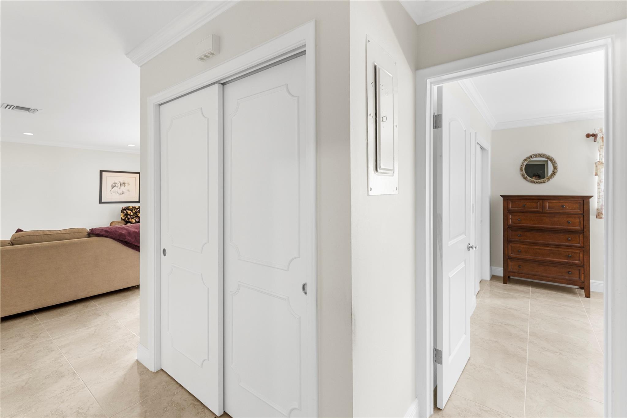 HAWTHORNE VILLAGE INC CON - Residential