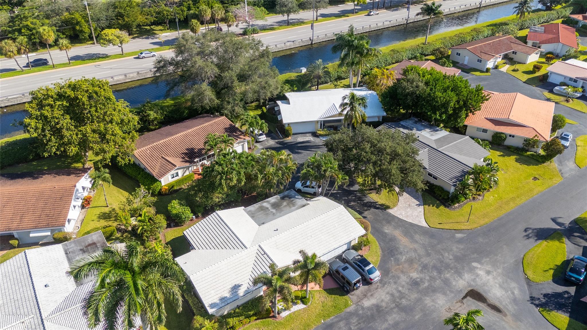 HAWTHORNE VILLAGE INC CON - Residential
