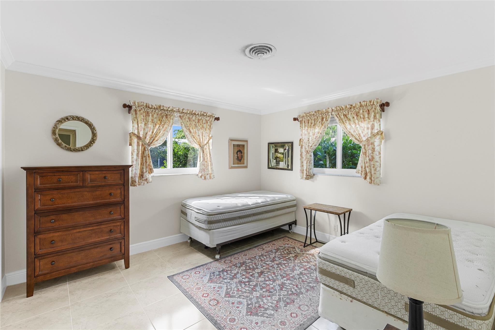HAWTHORNE VILLAGE INC CON - Residential