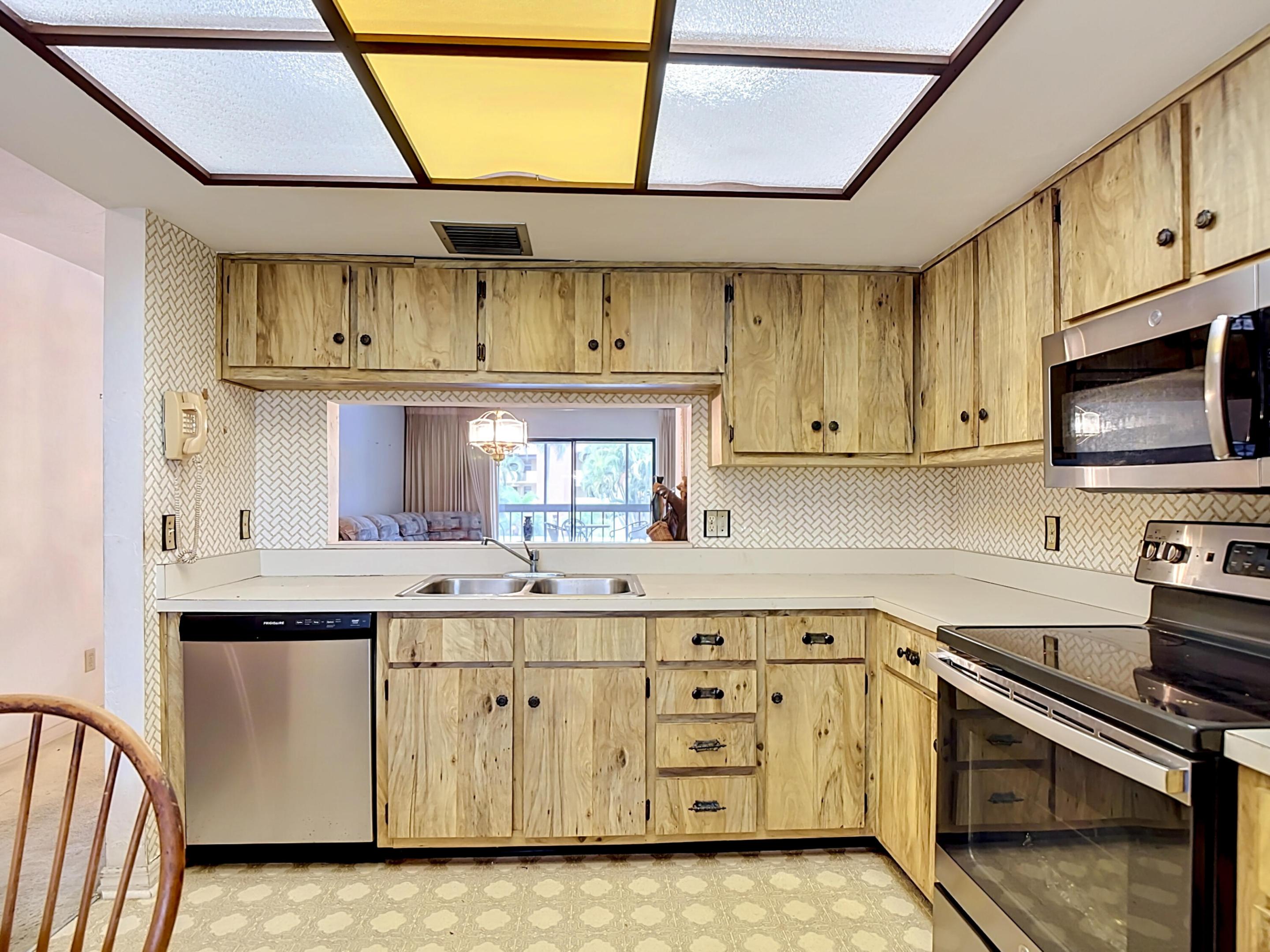 WHISKEY CREEK ADULT - Residential