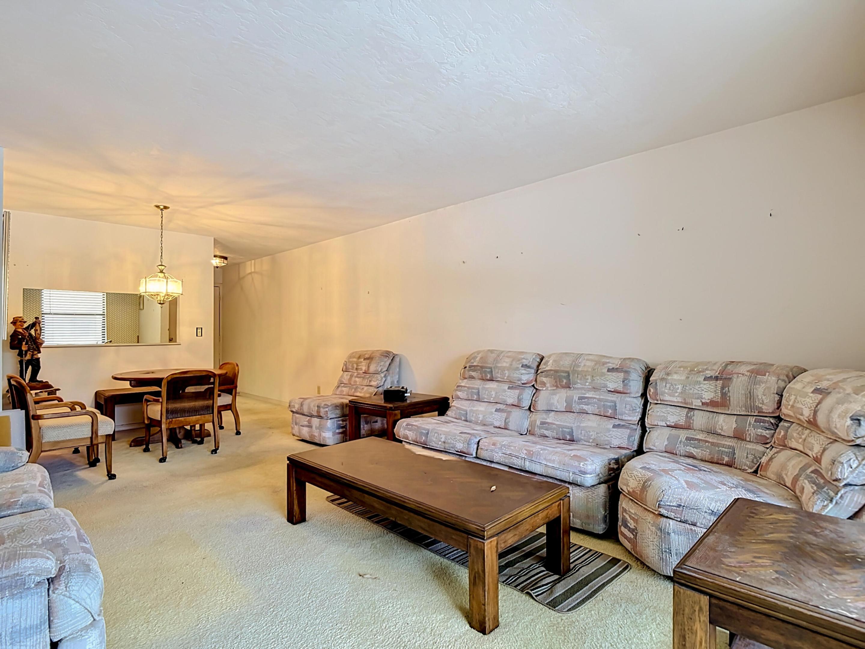 WHISKEY CREEK ADULT - Residential