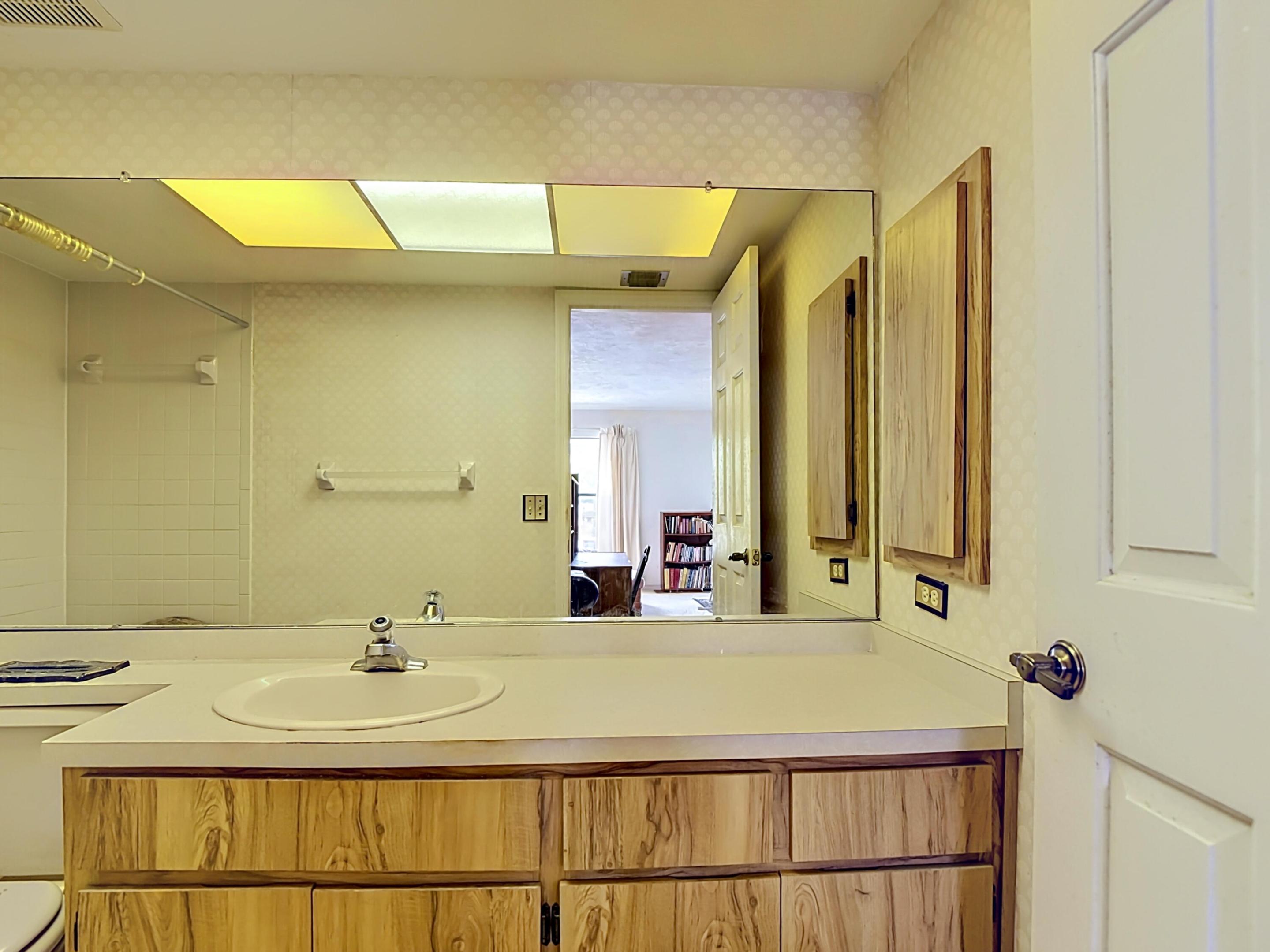 WHISKEY CREEK ADULT - Residential