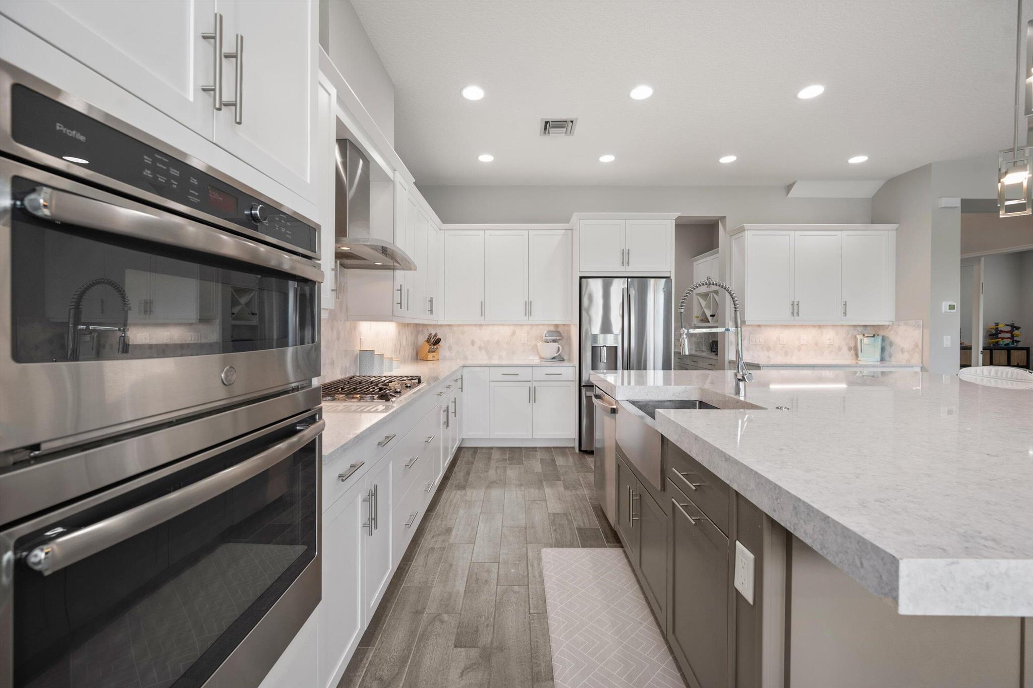 MEADOWS OF WESTLAKE - Residential