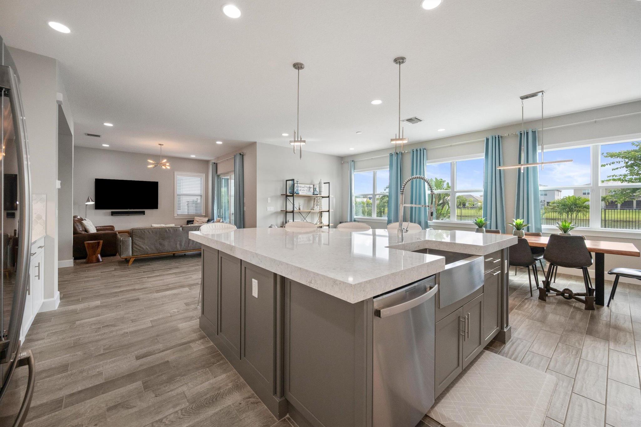 MEADOWS OF WESTLAKE - Residential