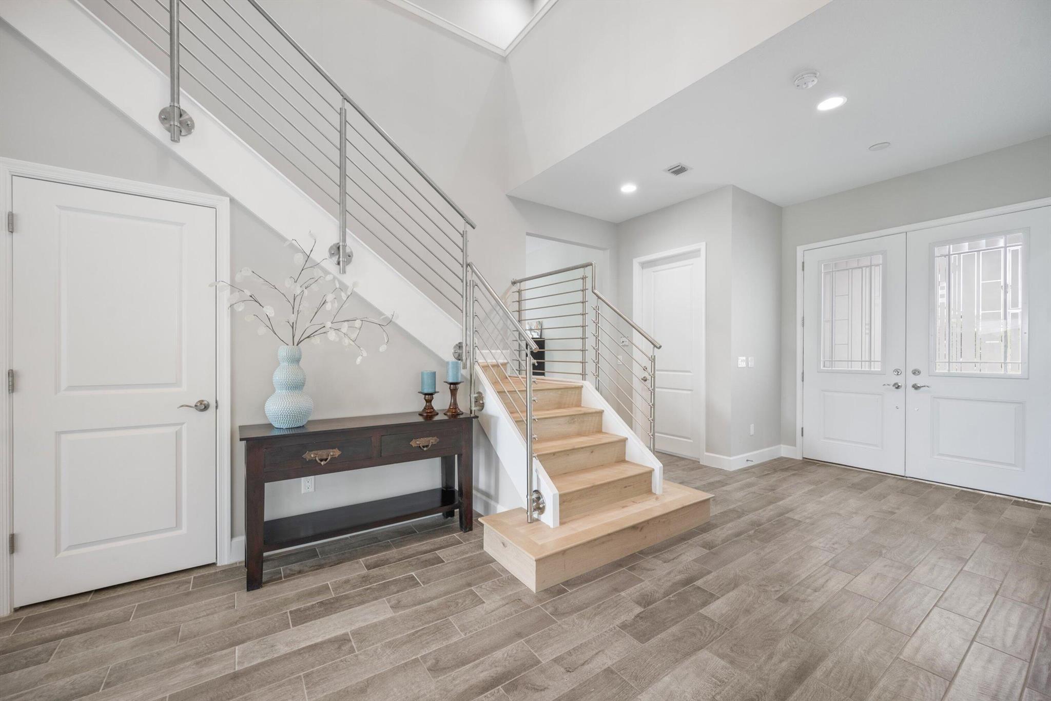 MEADOWS OF WESTLAKE - Residential