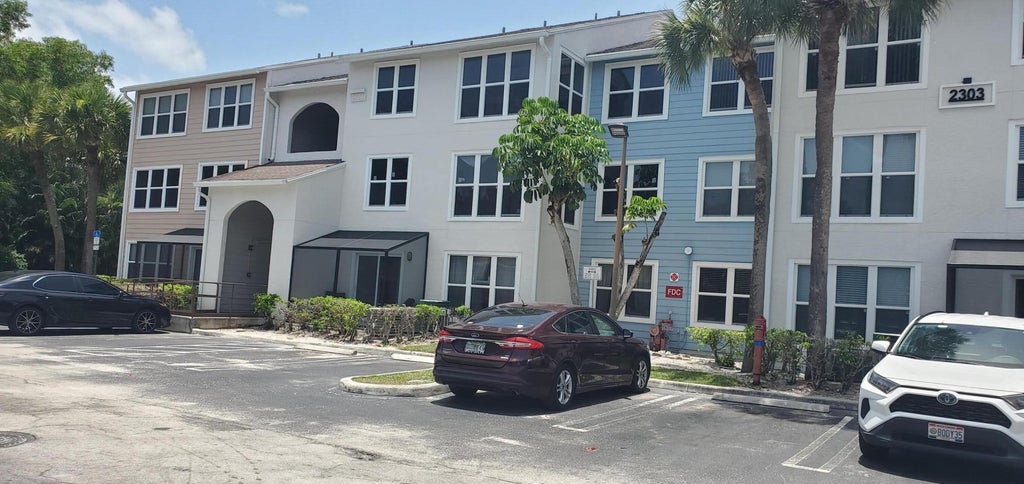Photo of 2303 N Congress Avenue, Boynton Beach, FL 33426 (MLS # B26067413)