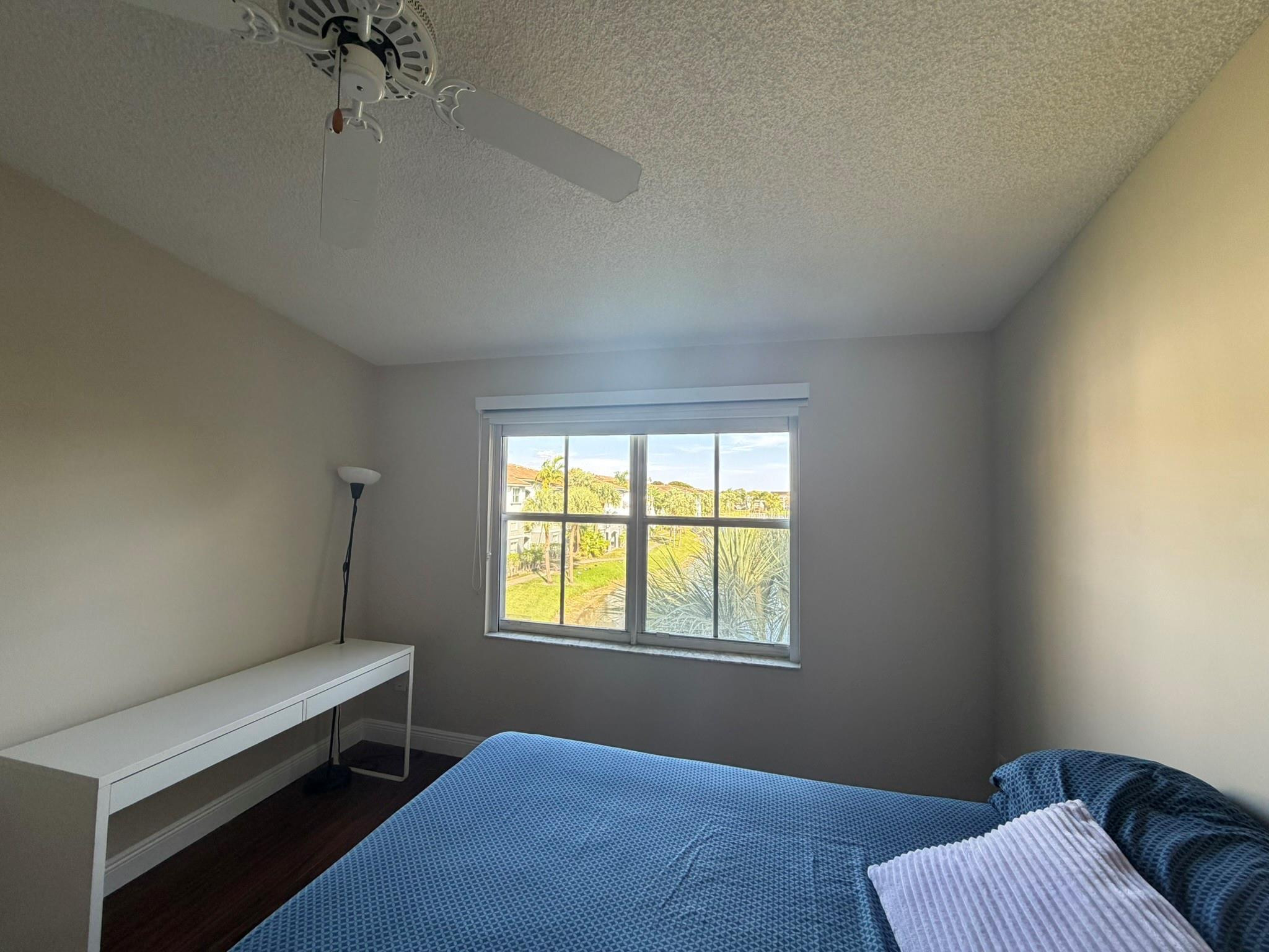 LA VIA CONDO - Residential Lease