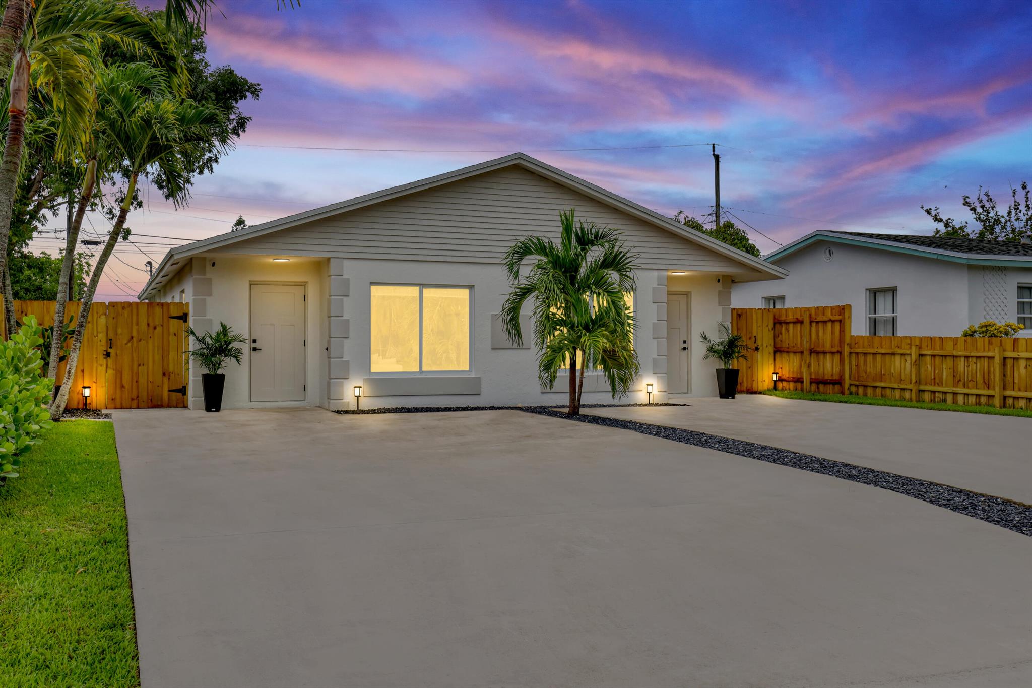 414 W Mango Street