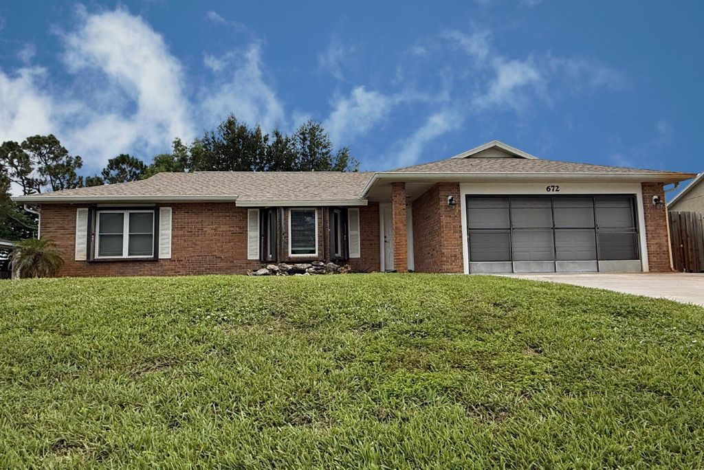 Photo of 672 SW Badger Terrace, Port Saint Lucie, FL 34953 (MLS # R11092199)