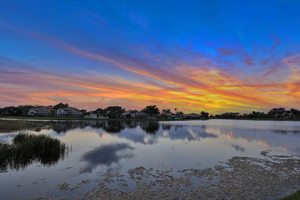 Photo of 1017 Diamond Head Way, Palm Beach Gardens, FL 33418 (MLS # R10768477)