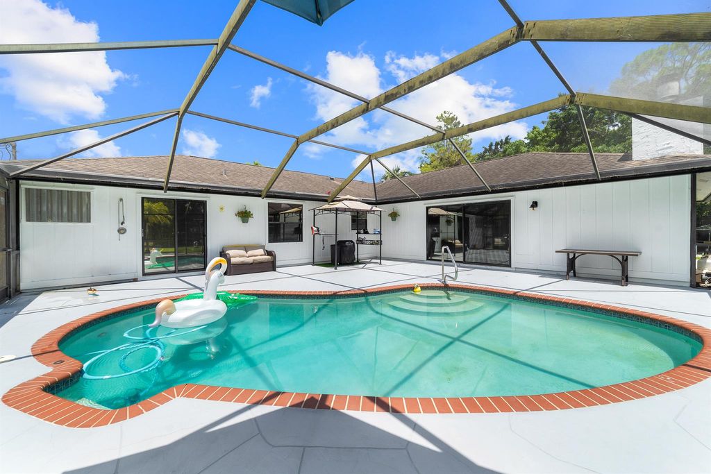 Photo of 16888 W Stallion Drive, Loxahatchee, FL 33470 (MLS # R11103036)