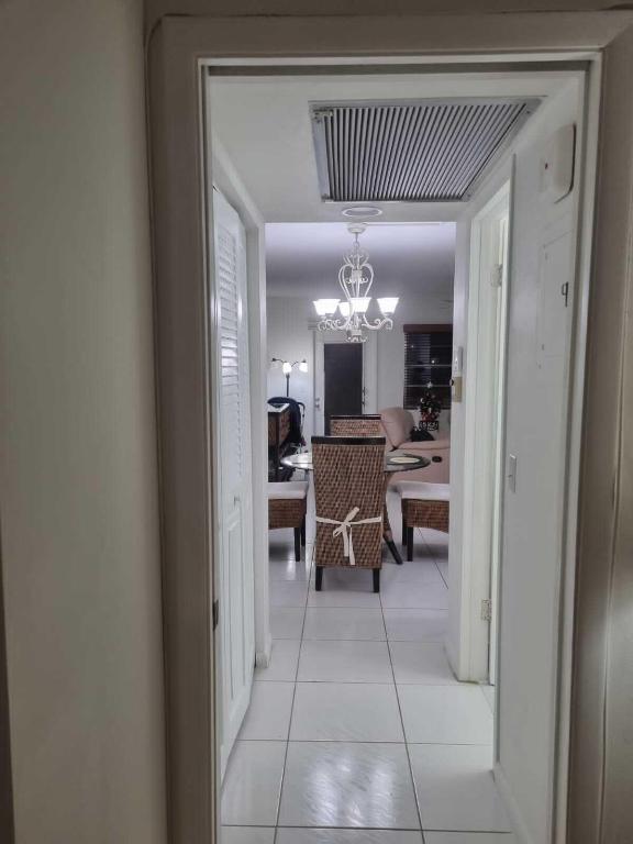 CORNWALL AT CENTURY VILLAGE CONDO - Residential Lease