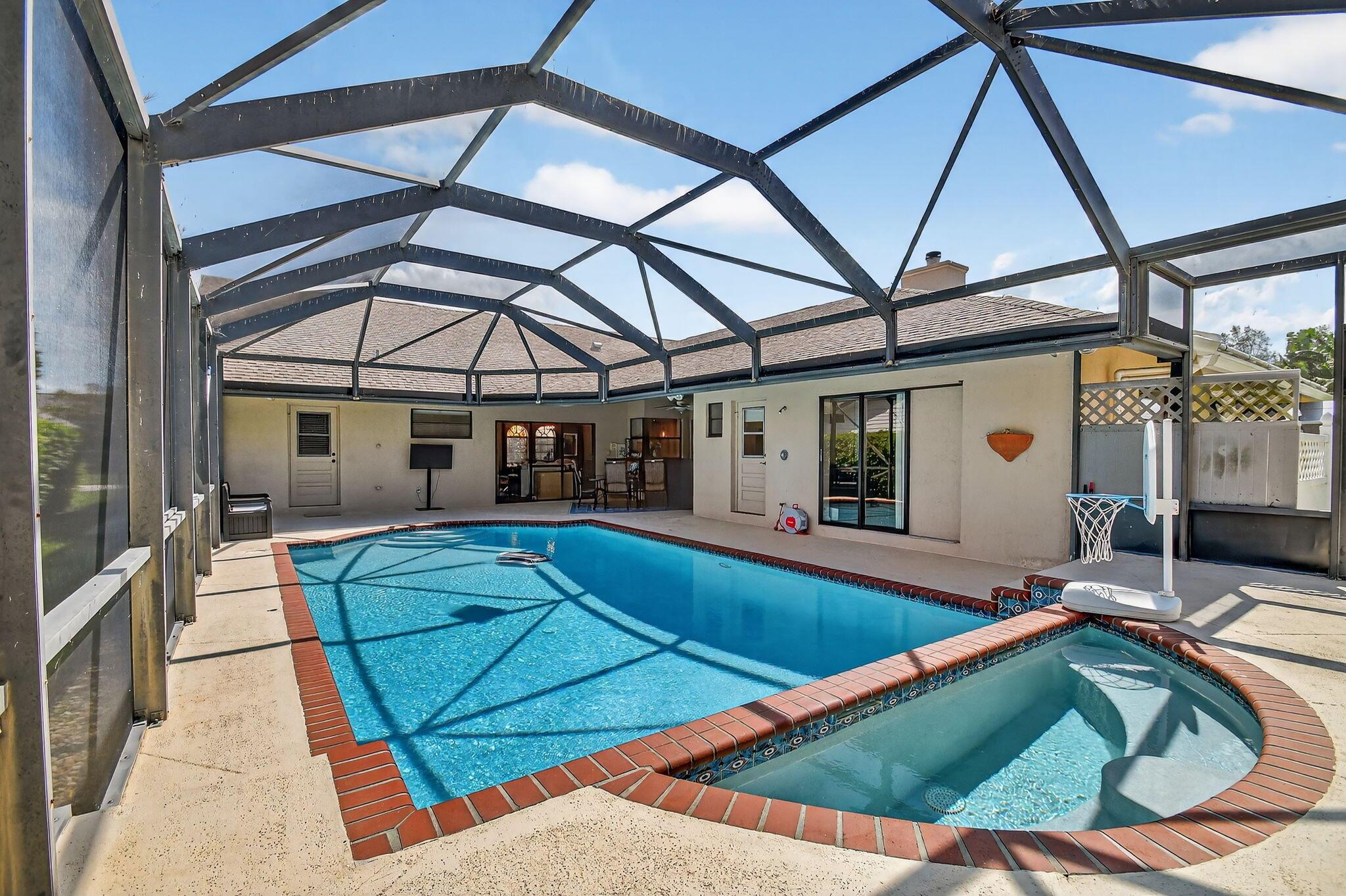 4270 Fox Trace