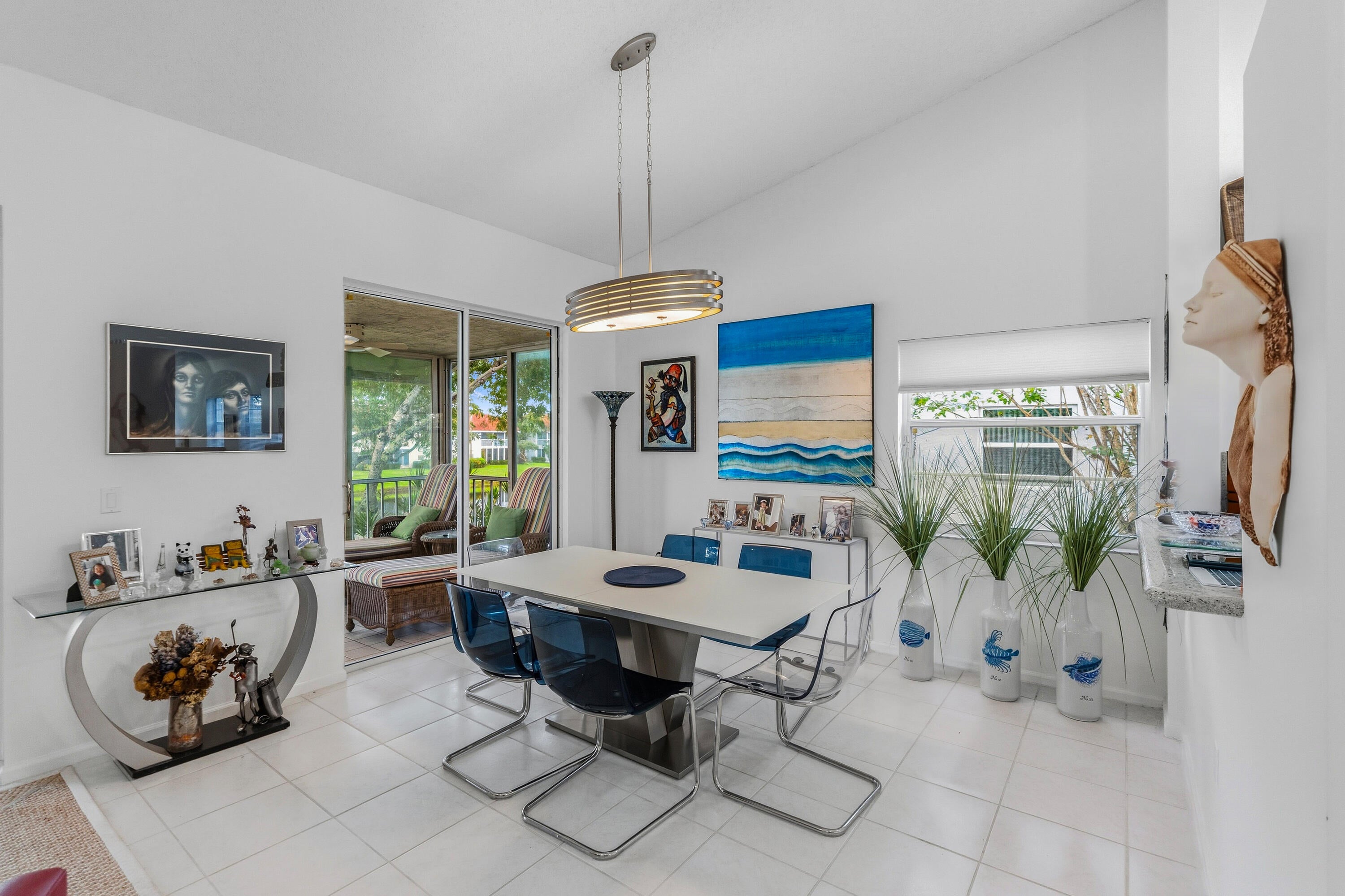 Properties 7336 LAKE MEADOW Way 202