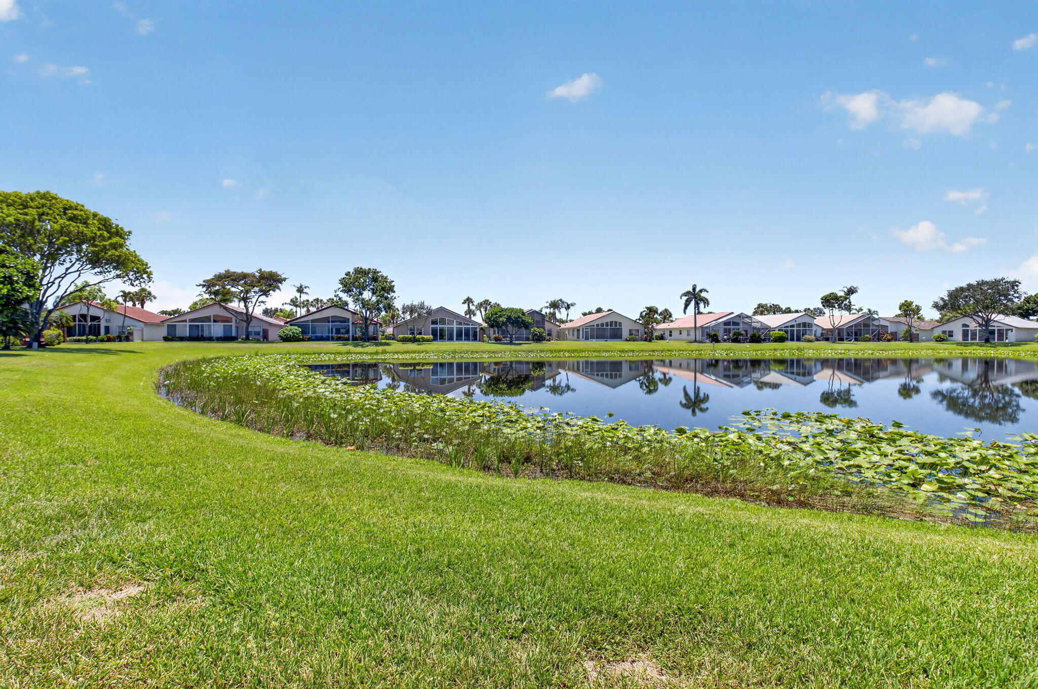 LAKERIDGE GREENS AT PIPER - Residential