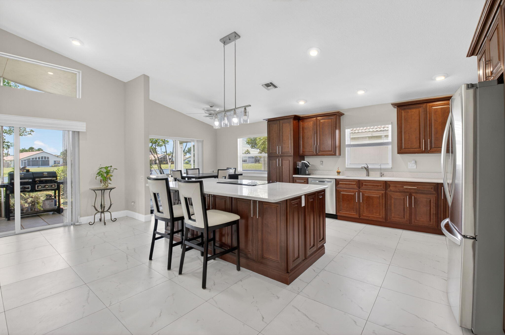 LAKERIDGE GREENS AT PIPER - Residential