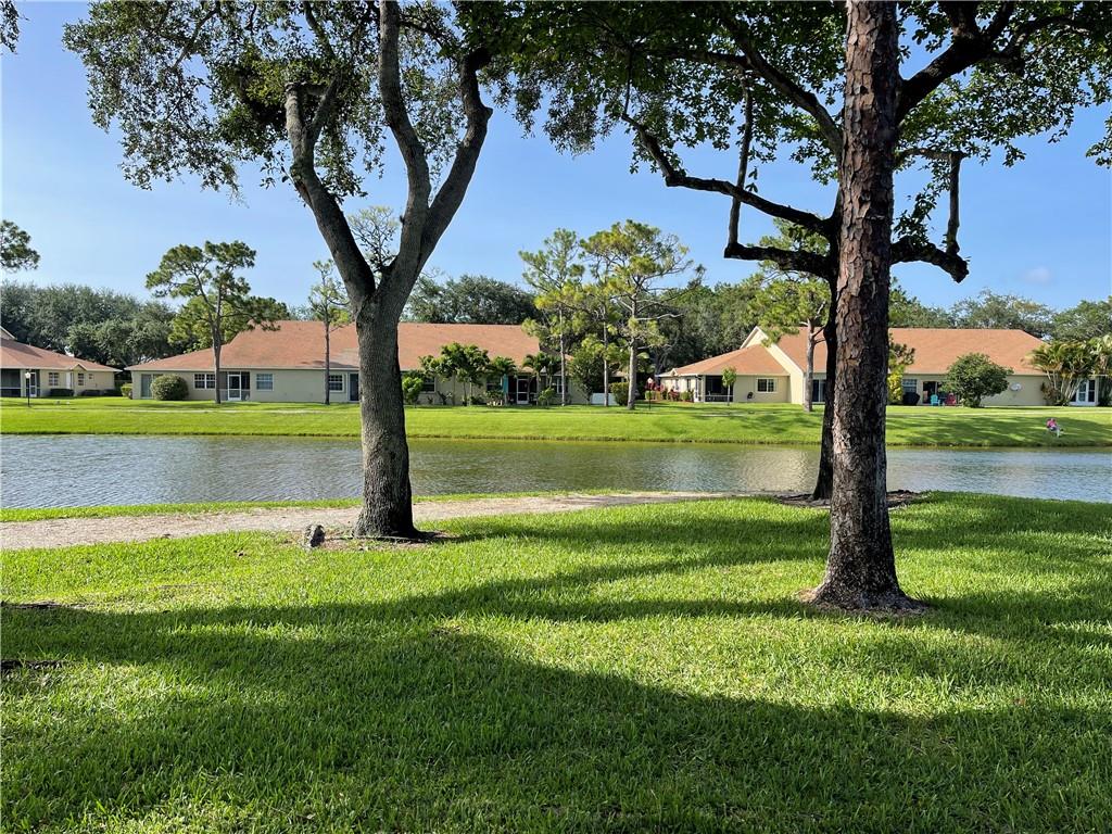 JOGGERS RUN - Residential