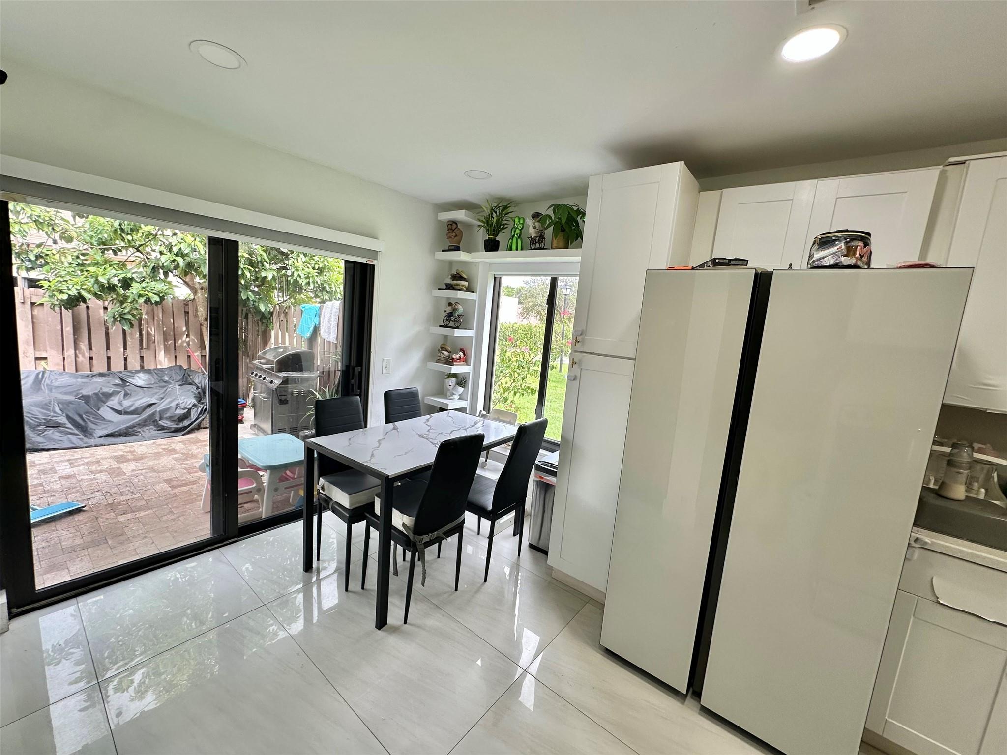 Arrowhead Golf & Tennis C - Residential Lease