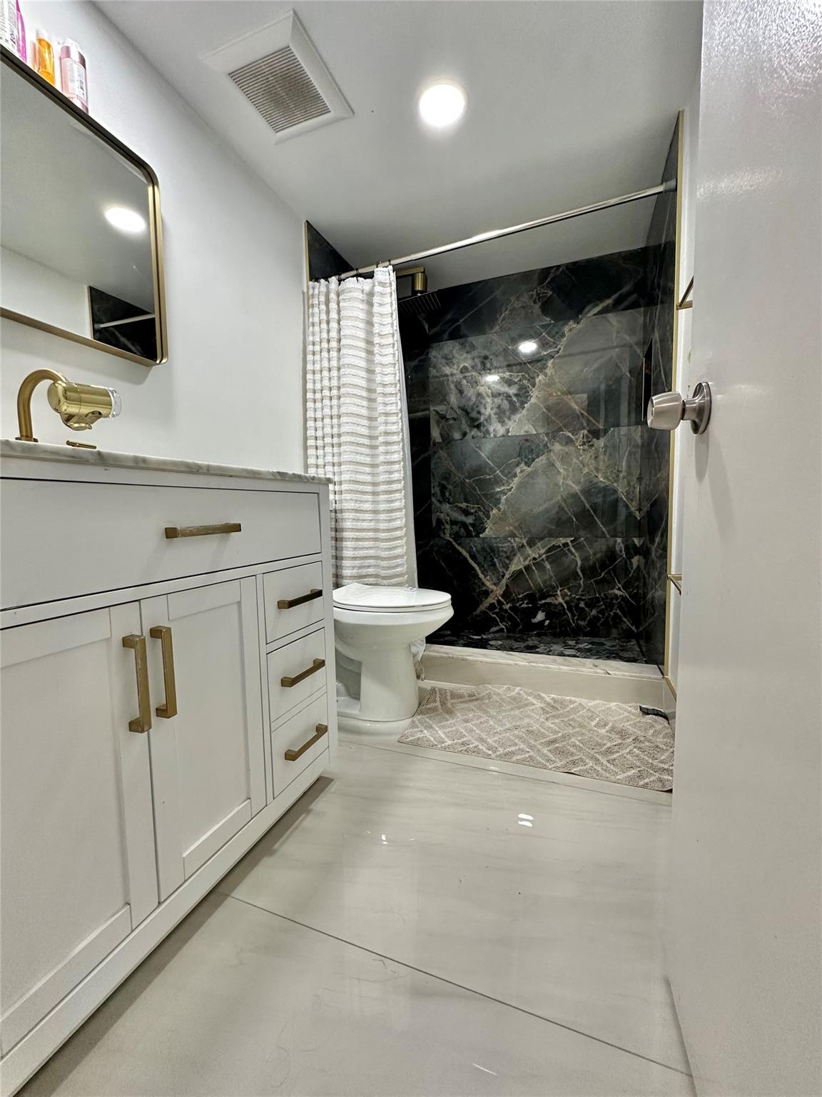 Arrowhead Golf & Tennis C - Residential Lease