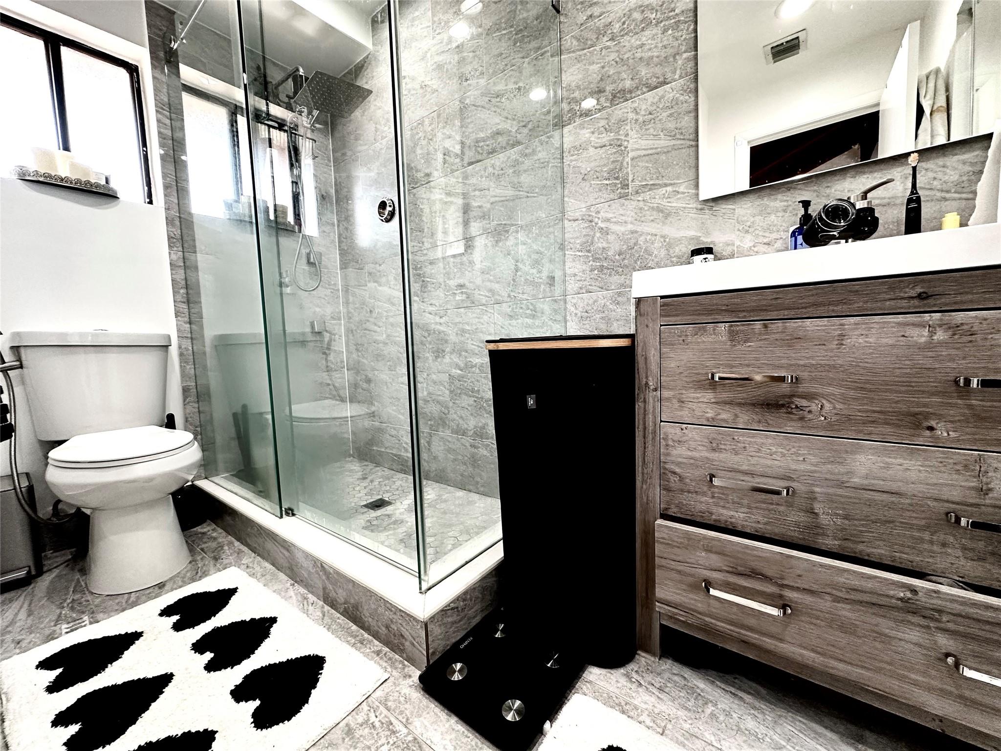 Arrowhead Golf & Tennis C - Residential Lease