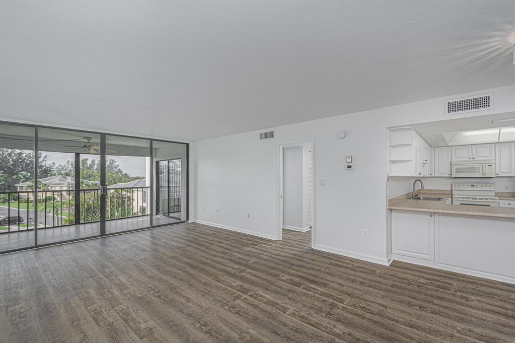 CATAMARAN LL CONDOMINIUM - Residential