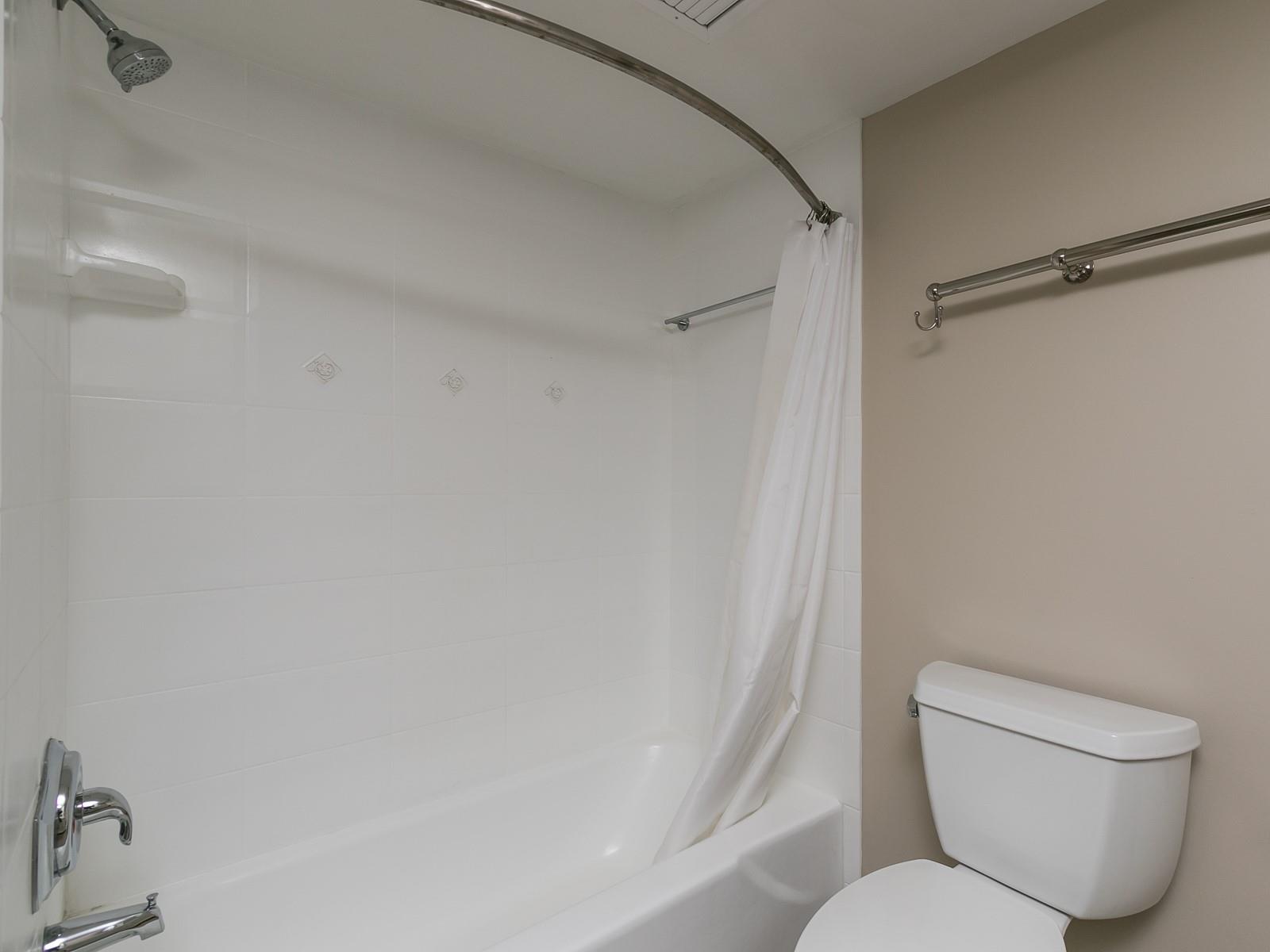 Admiralty Towers Condo - Residential Lease