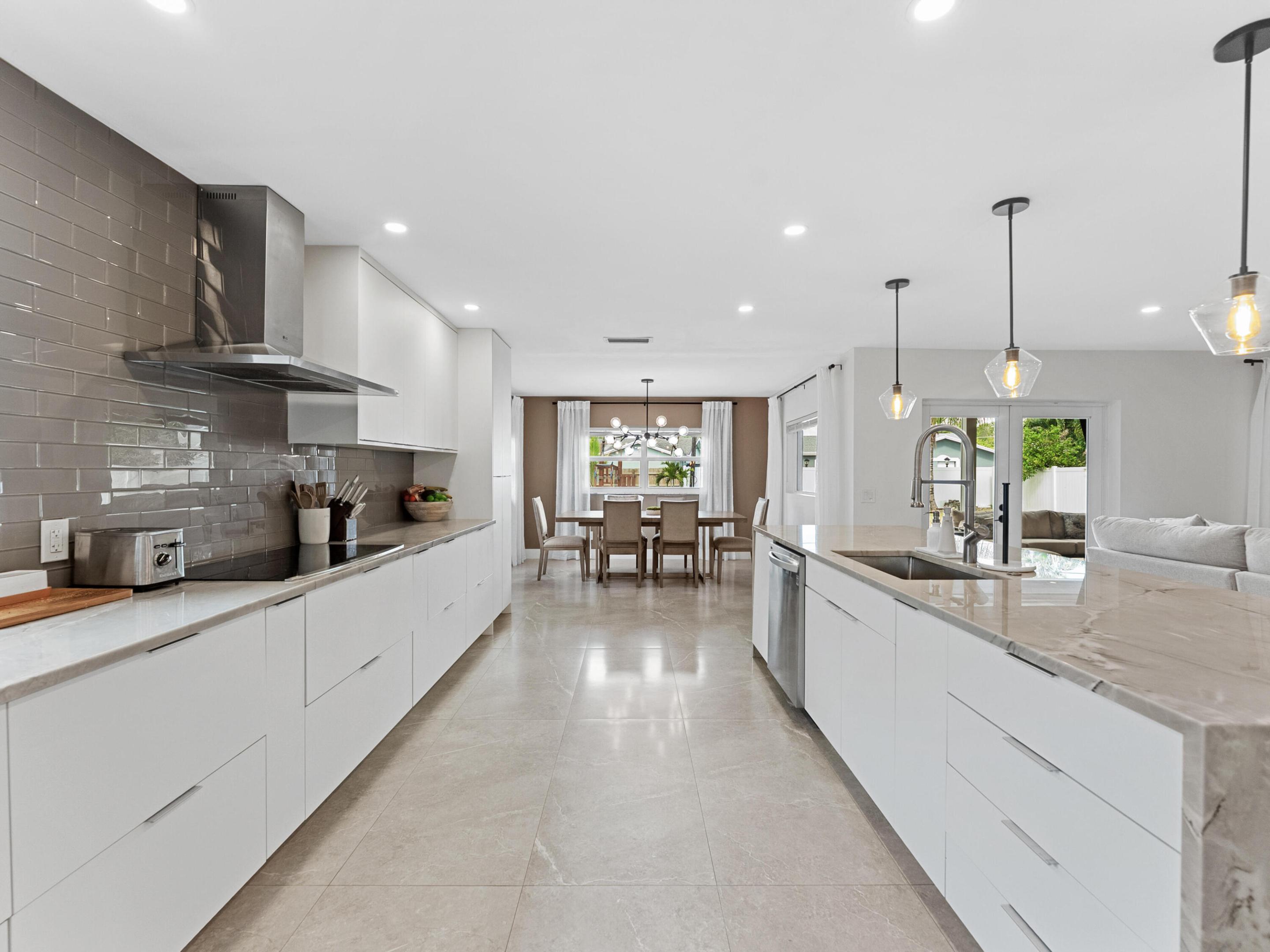 SANDALFOOT COVE SEC 5 - Residential